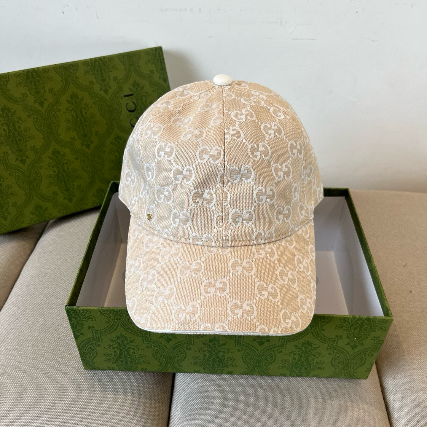  古奇棒球帽♥️GUCCI🧢官网新品，棒球帽，原单品质火爆来袭 。🎩 工艺非常精美 高档大气上档次！低调