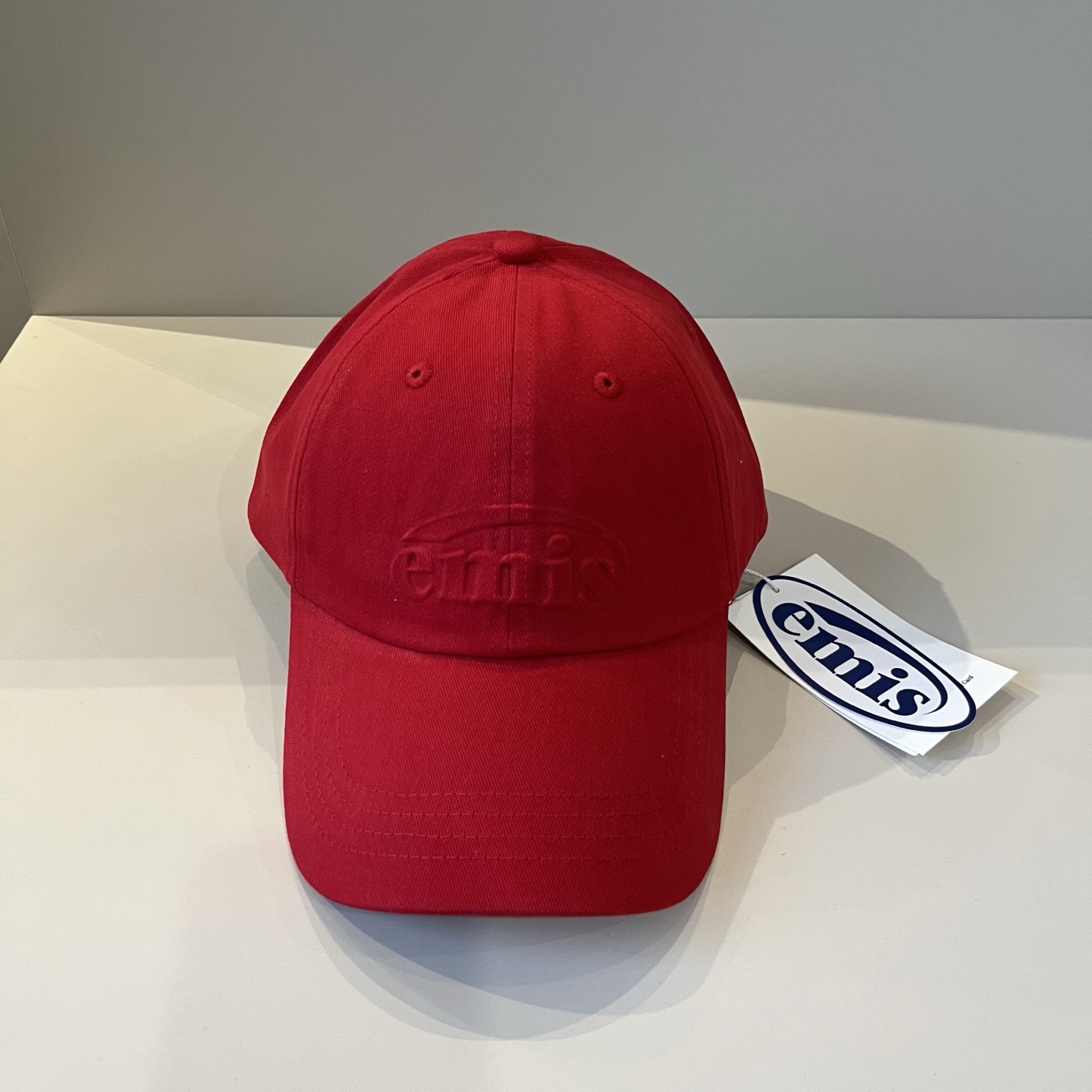 NO:344238,Korean fashion brand emis new baseball hat, emis hat really has magic, that is, every one looks good and doesn't pick on the face at all, everyone wants to buy it, it looks very white, both men and women, head circumference 57cm hat, straw hat fisherman hat baseball hat, hat, espadrilles, hats韩国潮牌emis 新款棒球帽,emis的帽子真的有种魔力 就是每一个都好看,完全不挑脸型的 每个都想买 很显白 男女通用,头围57cm帽子草帽渔夫帽棒球帽,帽子,espadrilles,hats,hat