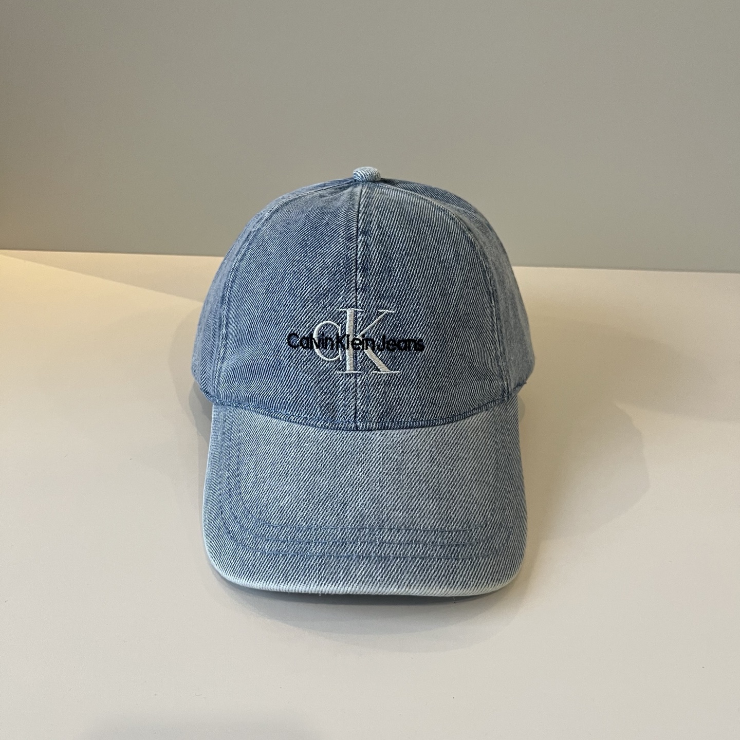 NO:345589,Calvin Klein, CKlogo baseball cap Please identify the only version of the high-end quality market, recommended by Xiaohongshu, fashionable and versatile, one that many celebrities like, very explosive, very popular, very beautiful hat, straw hat, fisherman hat, baseball cap, hat, louis vuitton, espadrilles, hatsCalvin Klein,CKlogo棒球帽 请认准高端品质市场唯一对版,小红书推荐,时尚百搭,众多明星都喜欢的一款,非常爆,非常火,非常好看帽子草帽渔夫帽棒球帽,帽子,louis vuitton,espadrilles,hats,hat