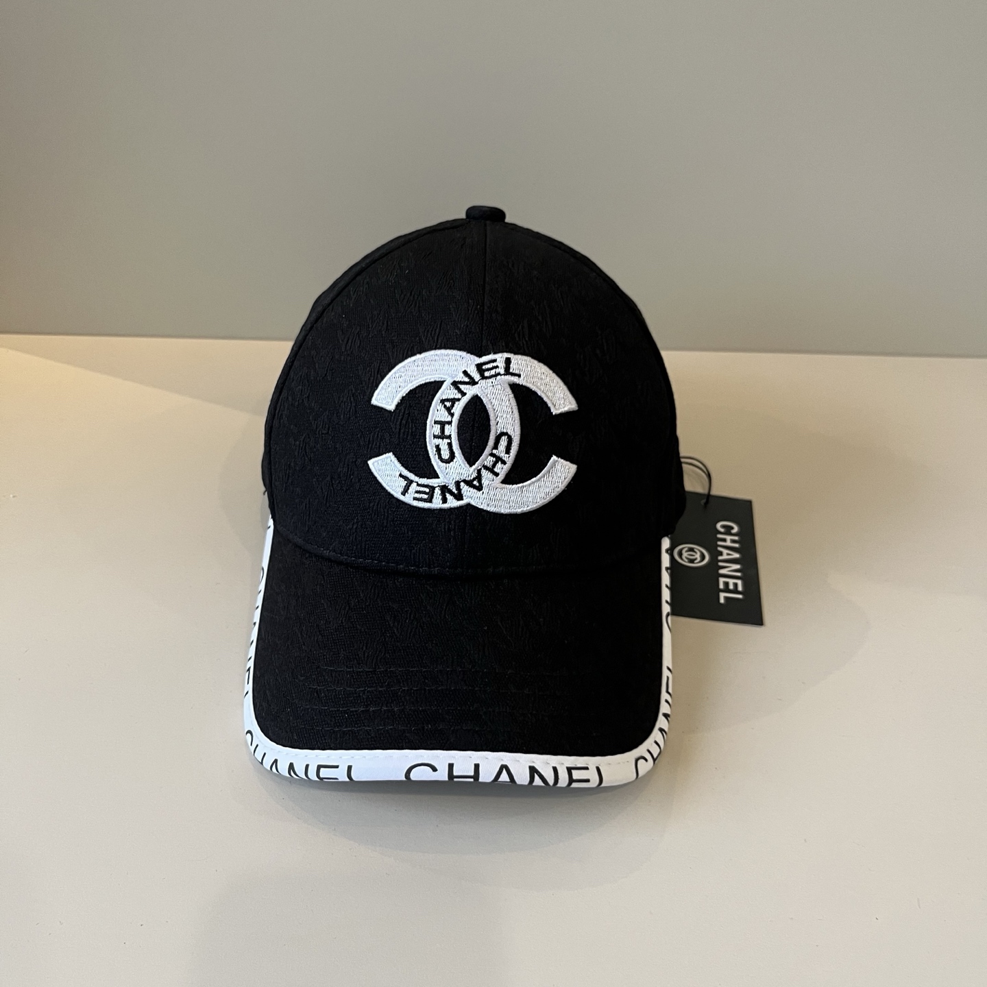 NO:345663,Chanel CHANEL new baseball cap, Xiaoxiang classic simple, fashionable and casual design New hat Straw hat Fisherman hat Baseball cap, hat, chanel, chanel, espadrilles, hats香奈儿CHANEL 新品棒球帽,小香经典简约,时尚休闲设计 跑量新品帽子草帽渔夫帽棒球帽,帽子,chanel,chanel,espadrilles,hats,hat