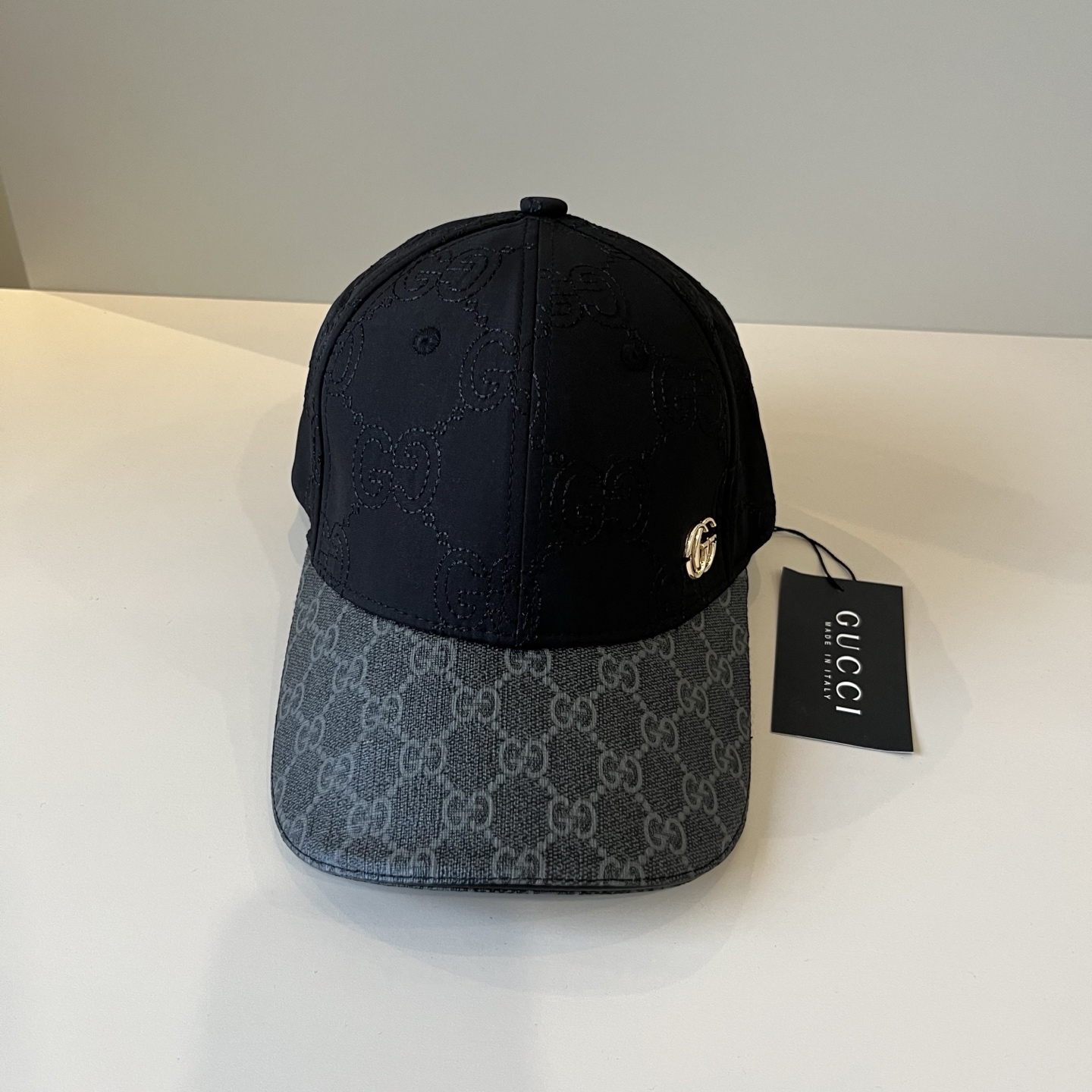 NO:345423,The new product of Guchi baseball cap GUCCI official website, baseball cap, original quality is coming, very exquisite craftsmanship, high-end, atmospheric and up-class!  Low-key luxury, easy to carry!  Run volume!  Hat Straw Hat Fisherman Hat Baseball Hat, Hats, Gucci, espadrilles, hats古奇棒球帽GUCCI官网新品,棒球帽,原单品质火爆来袭 工艺非常精美 高档大气上档次！低调奢华,方便携带！跑量！帽子草帽渔夫帽棒球帽,帽子,gucci,espadrilles,hats,hat
