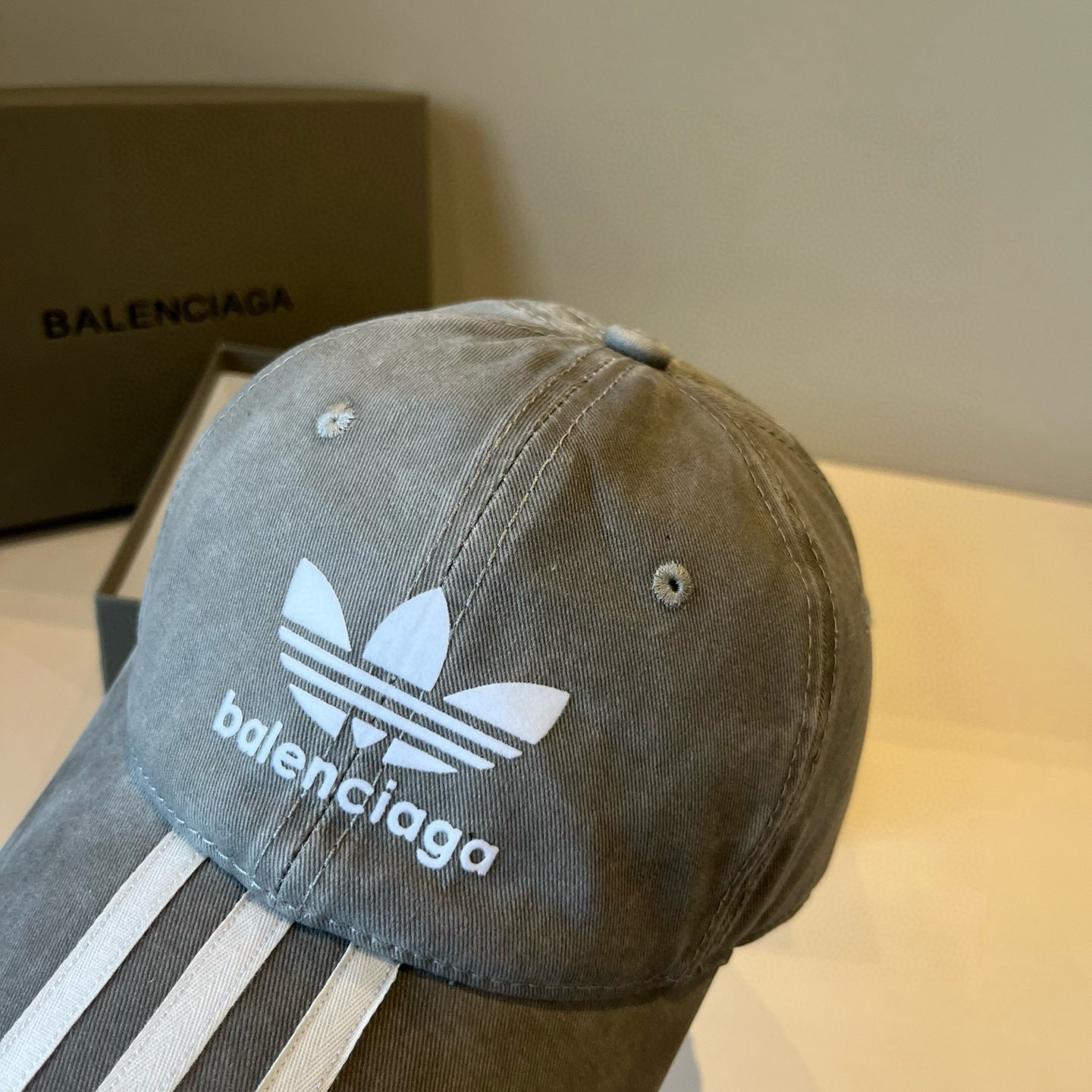 [Balenciaga Hats]BALENCIAGA Balenciaga new logo baseball cap Cool color system