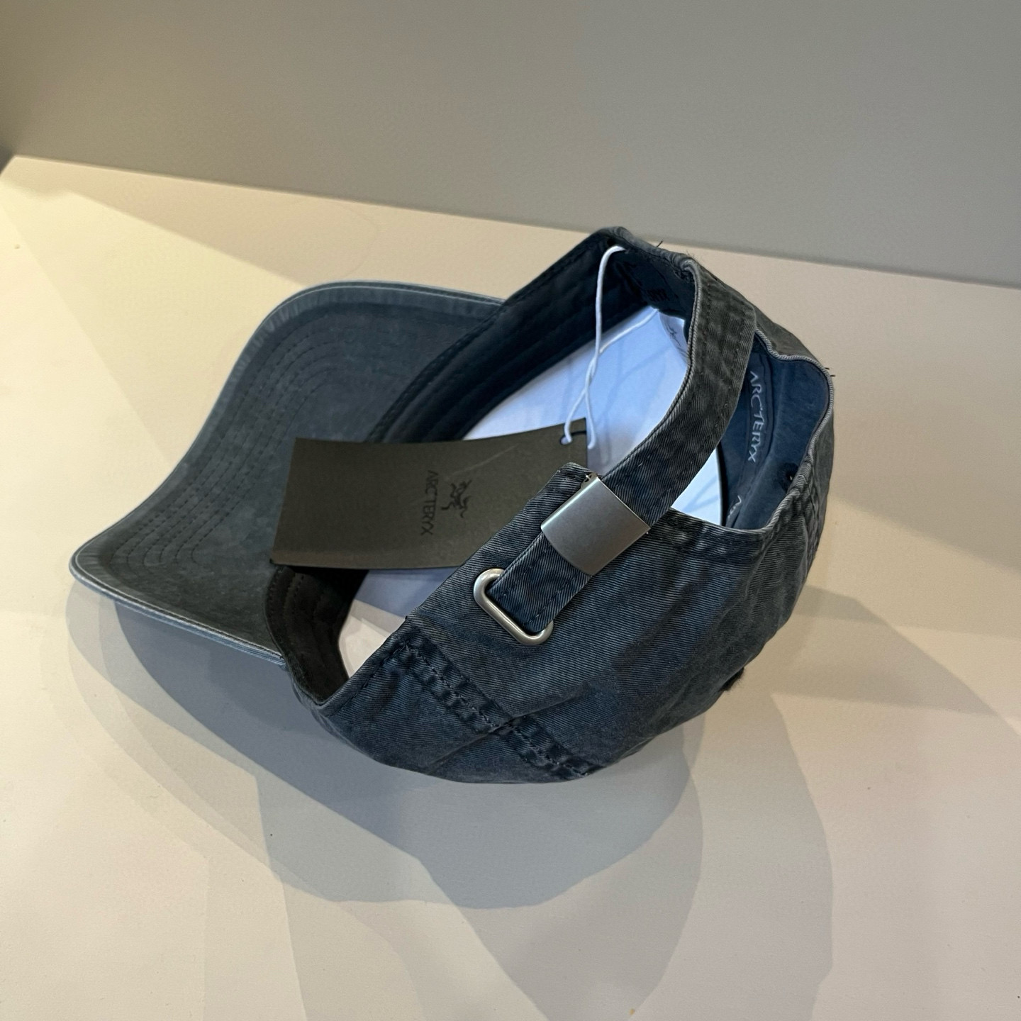 【始祖鸟】2025春款新款简约棒球帽，新款出货，大牌款超好搭配，赶紧入手！