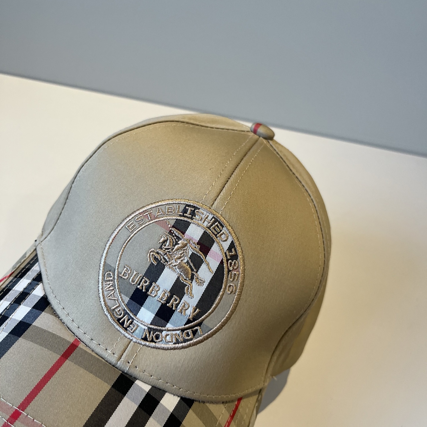  BURBERRY巴宝利早春新款棒球帽，简约尚时风，男女同款！高质品，尊享品质感！
