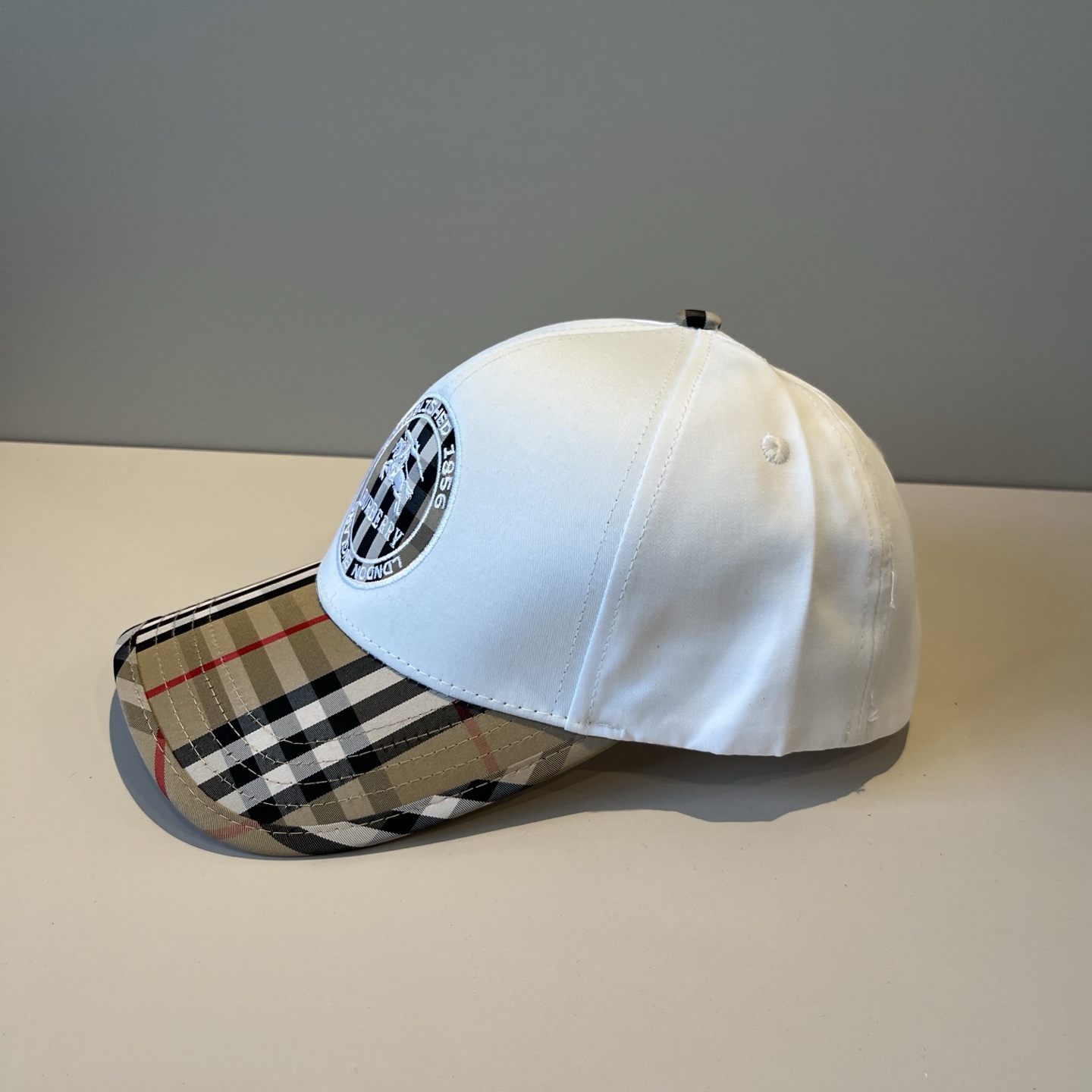  BURBERRY巴宝利早春新款棒球帽，简约尚时风，男女同款！高质品，尊享品质感！