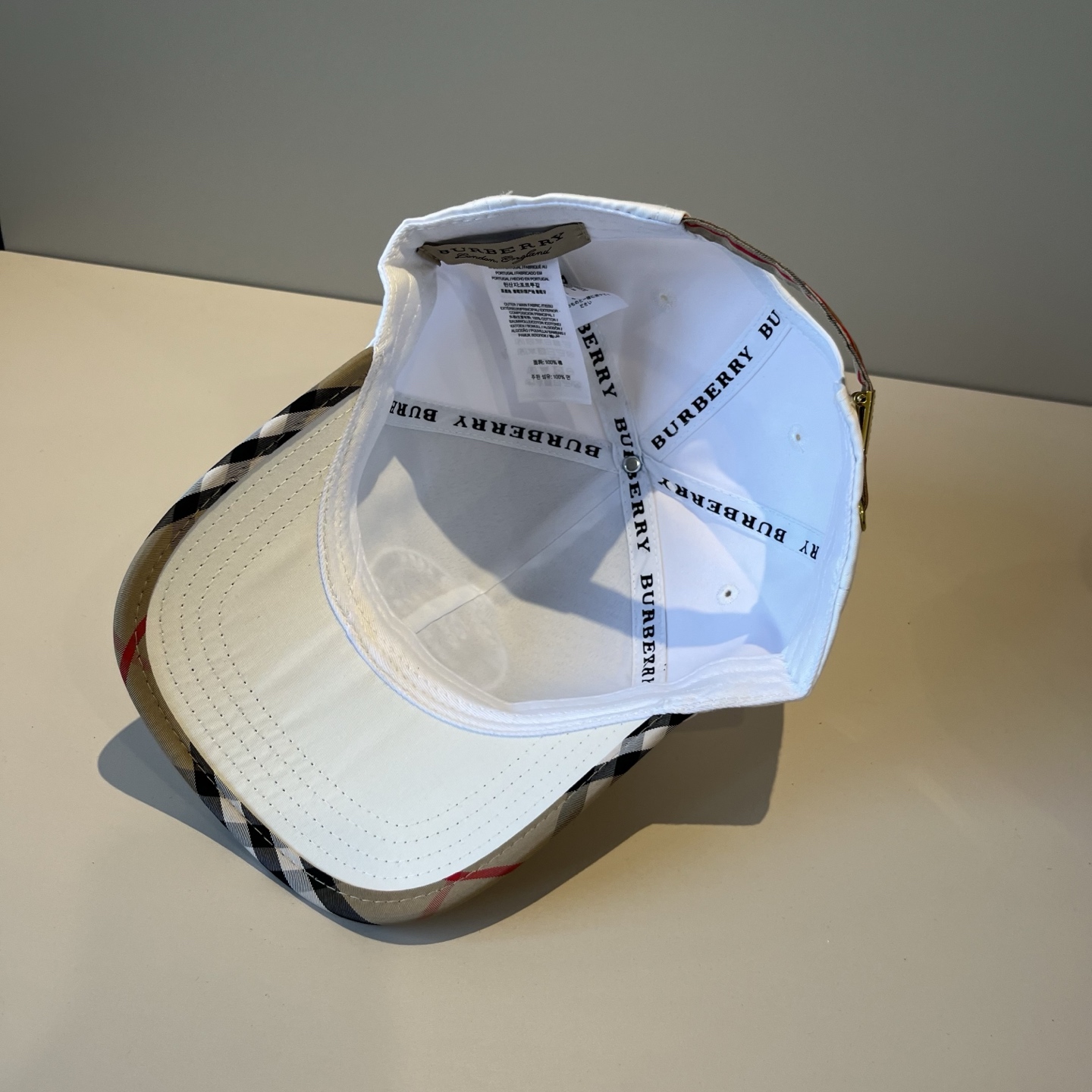  BURBERRY巴宝利早春新款棒球帽，简约尚时风，男女同款！高质品，尊享品质感！