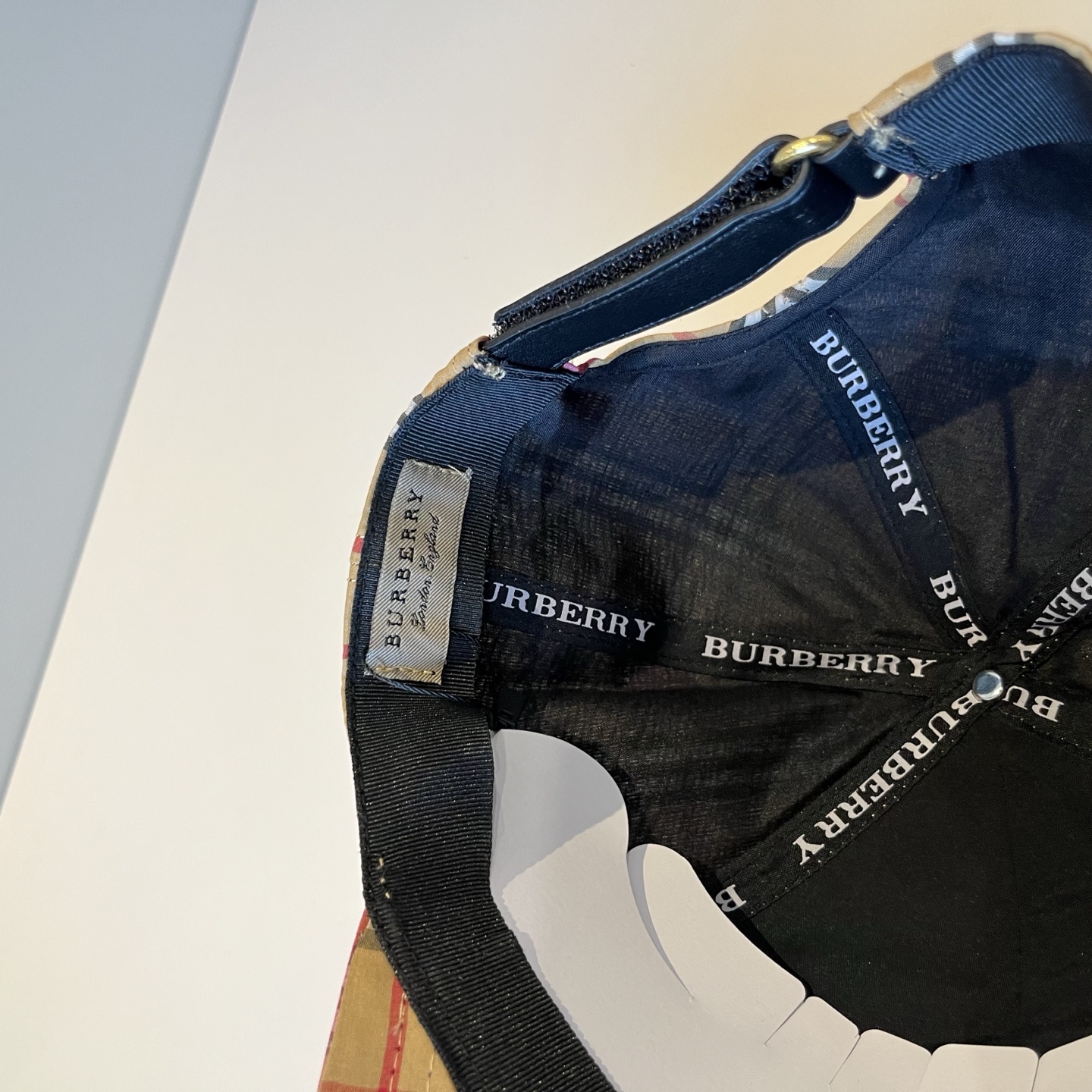  BURBERRY巴宝利早春新款棒球帽，简约尚时风，男女同款！高质品，尊享品质感！