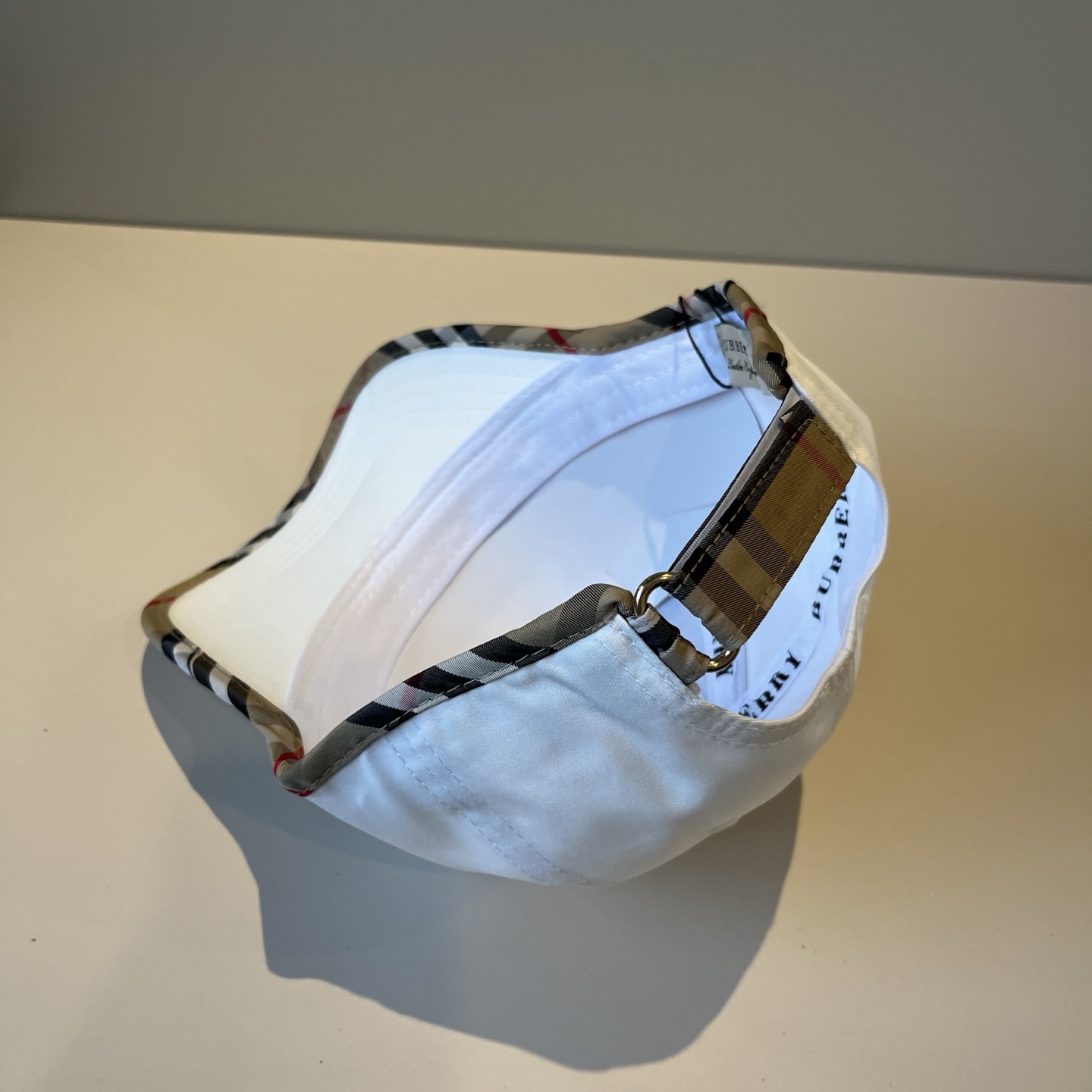  BURBERRY巴宝利早春新款棒球帽，简约尚时风，男女同款！高质品，尊享品质感！