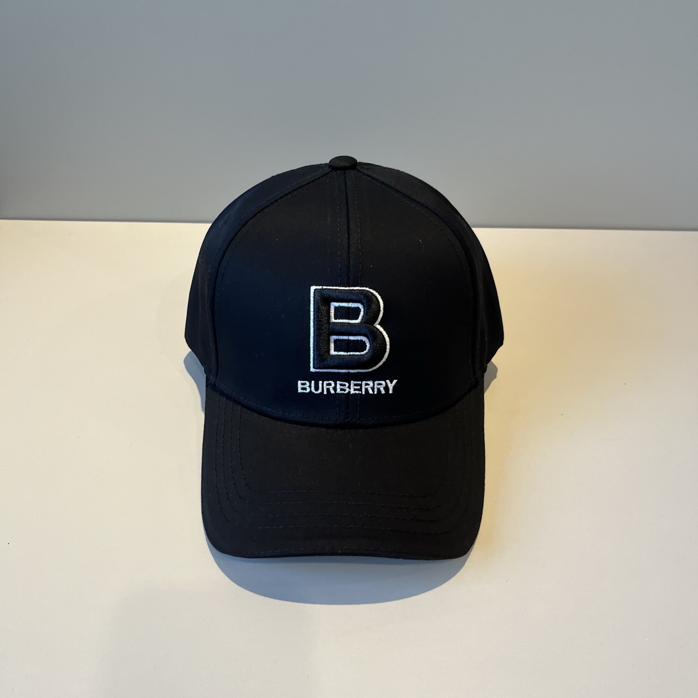  BURBERRY巴宝利早春新款棒球帽，简约尚时风，男女同款！高质品，尊享品质感！