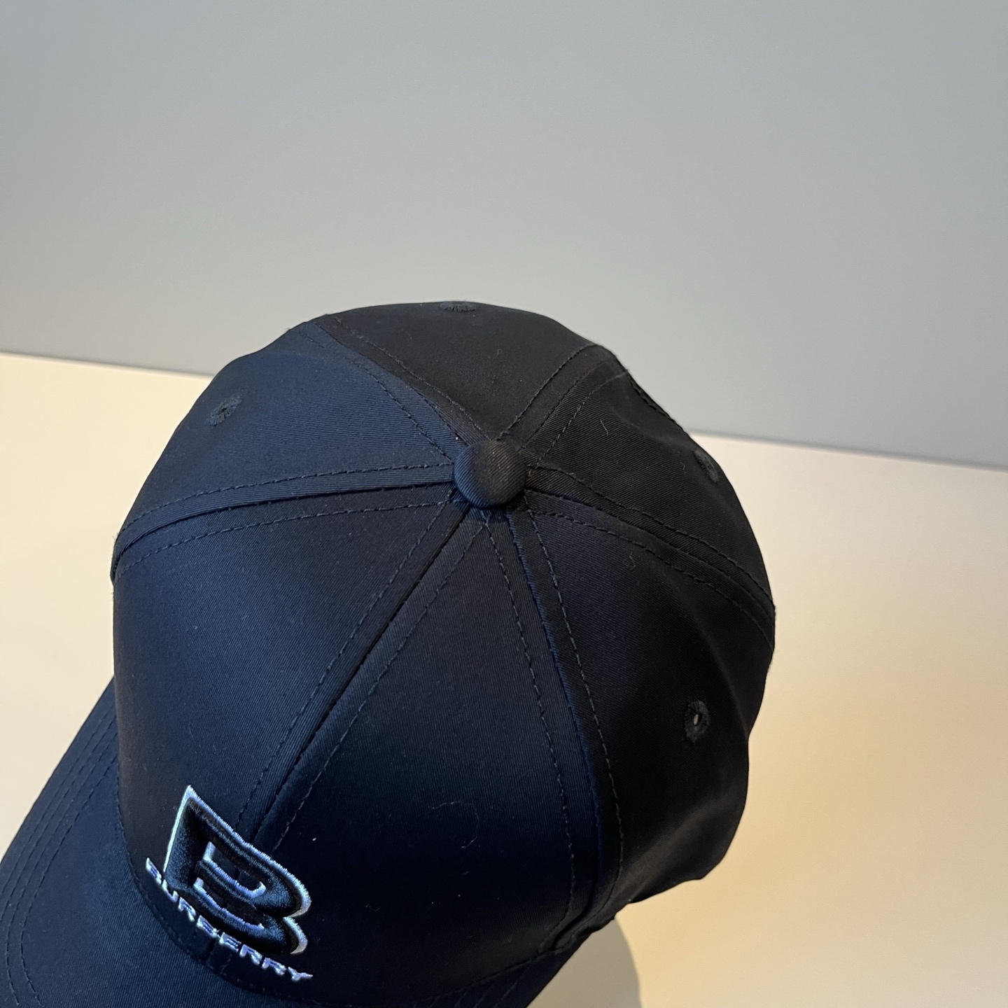  BURBERRY巴宝利早春新款棒球帽，简约尚时风，男女同款！高质品，尊享品质感！