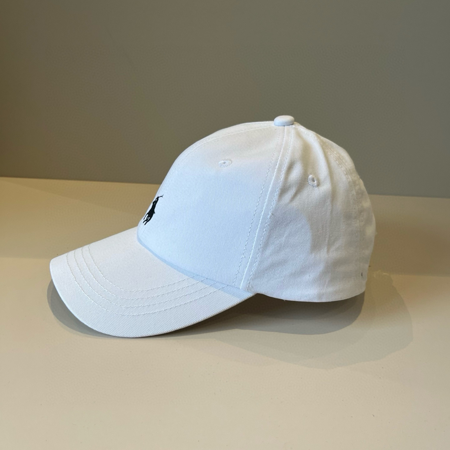  保罗🧢官网新品，棒球帽，原单品质火爆来袭 。🎩 工艺非常精美 高档大气上档次！低调奢华，方便携带！跑量