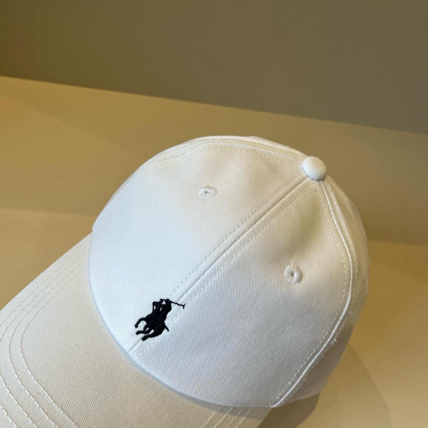  保罗🧢官网新品，棒球帽，原单品质火爆来袭 。🎩 工艺非常精美 高档大气上档次！低调奢华，方便携带！跑量