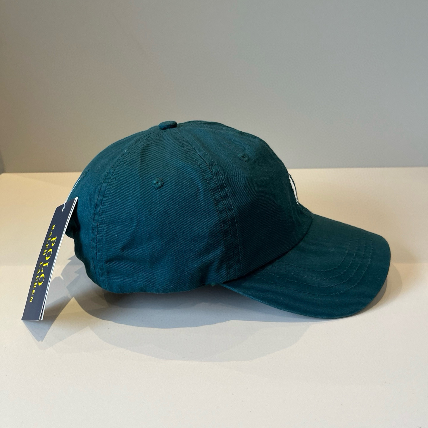  保罗🧢官网新品，棒球帽，原单品质火爆来袭 。🎩 工艺非常精美 高档大气上档次！低调奢华，方便携带！跑量