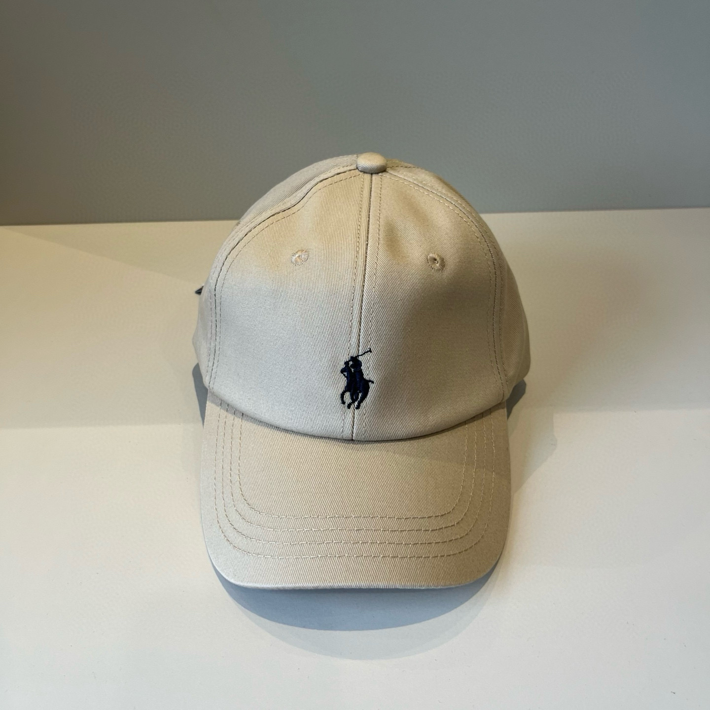  保罗🧢官网新品，棒球帽，原单品质火爆来袭 。🎩 工艺非常精美 高档大气上档次！低调奢华，方便携带！跑量