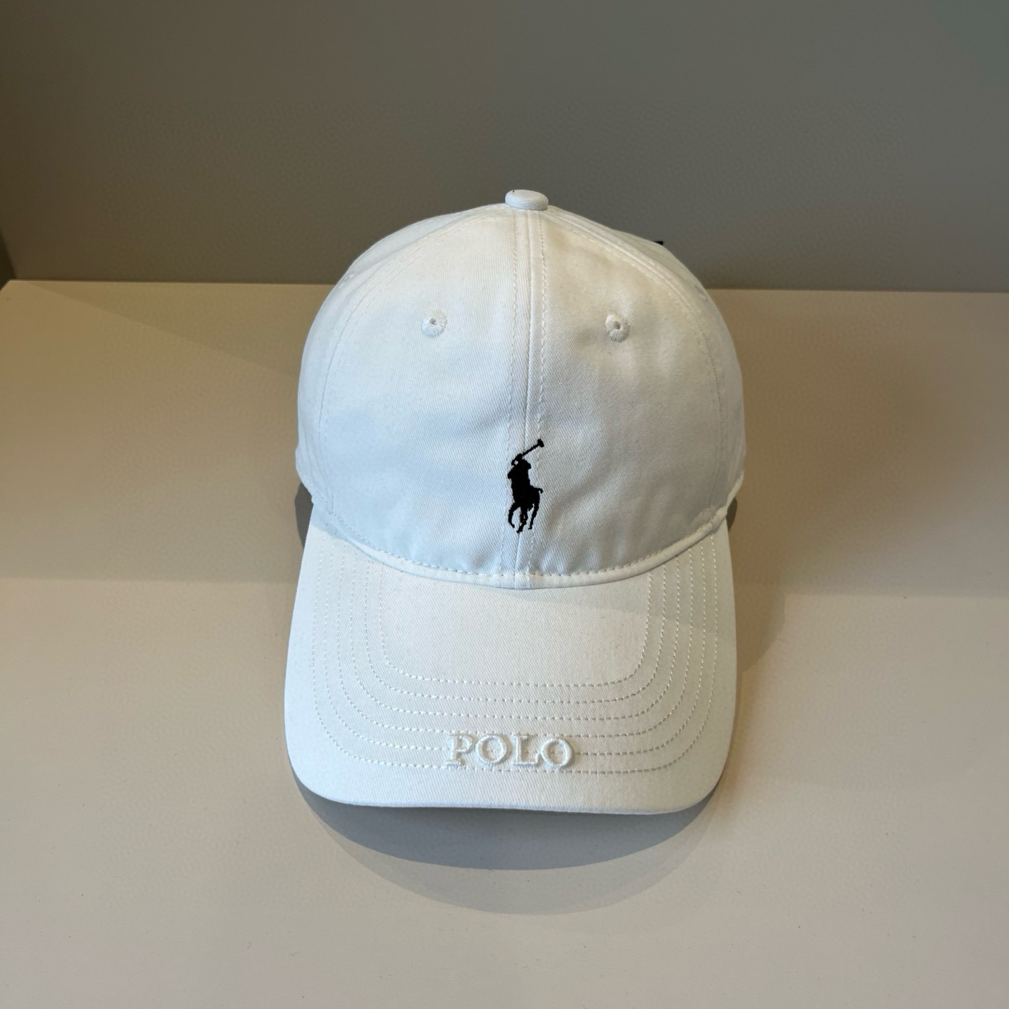  保罗🧢官网新品，棒球帽，原单品质火爆来袭 。🎩 工艺非常精美 高档大气上档次！低调奢华，方便携带！跑量