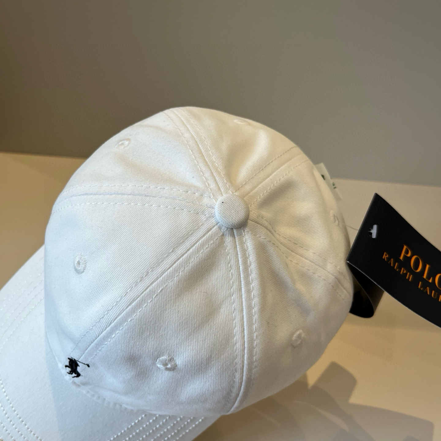  保罗🧢官网新品，棒球帽，原单品质火爆来袭 。🎩 工艺非常精美 高档大气上档次！低调奢华，方便携带！跑量