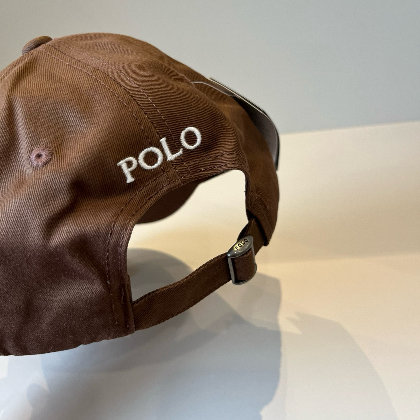  保罗🧢官网新品，棒球帽，原单品质火爆来袭 。🎩 工艺非常精美 高档大气上档次！低调奢华，方便携带！跑量