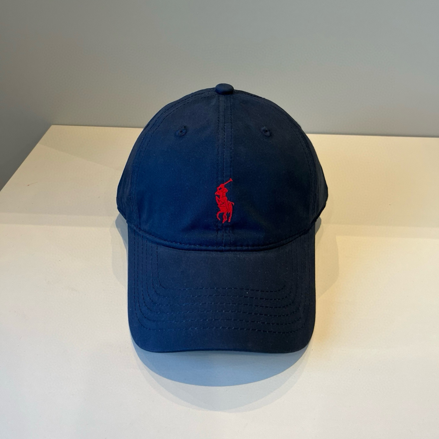  保罗🧢官网新品，棒球帽，原单品质火爆来袭 。🎩 工艺非常精美 高档大气上档次！低调奢华，方便携带！跑量