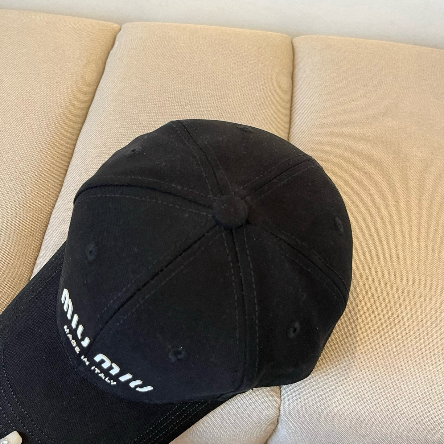  谬谬miumiu 原单春夏新款棒球帽，正品开模订制，原版做工细致质量超赞！