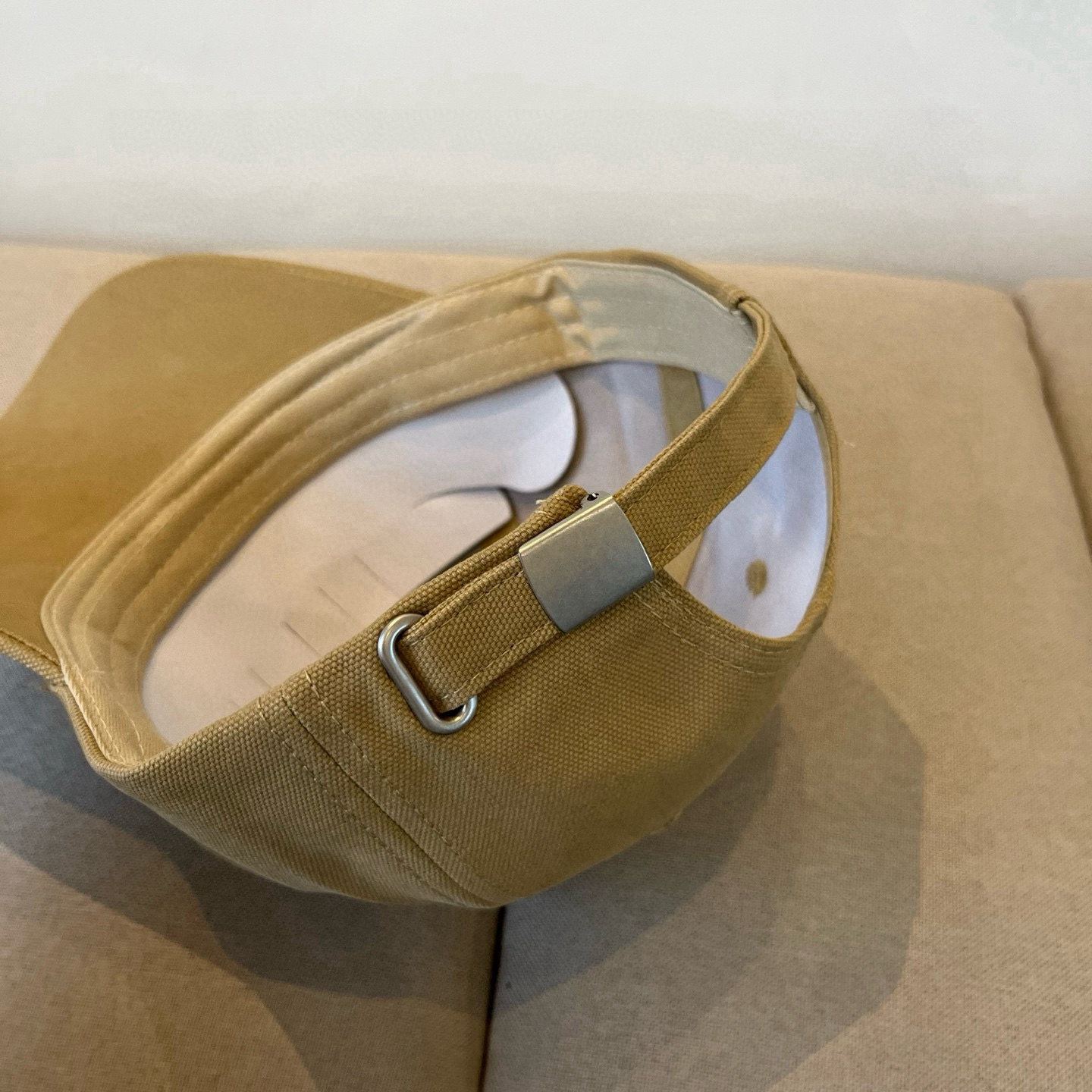  谬谬miumiu 原单春夏新款棒球帽，正品开模订制，原版做工细致质量超赞！