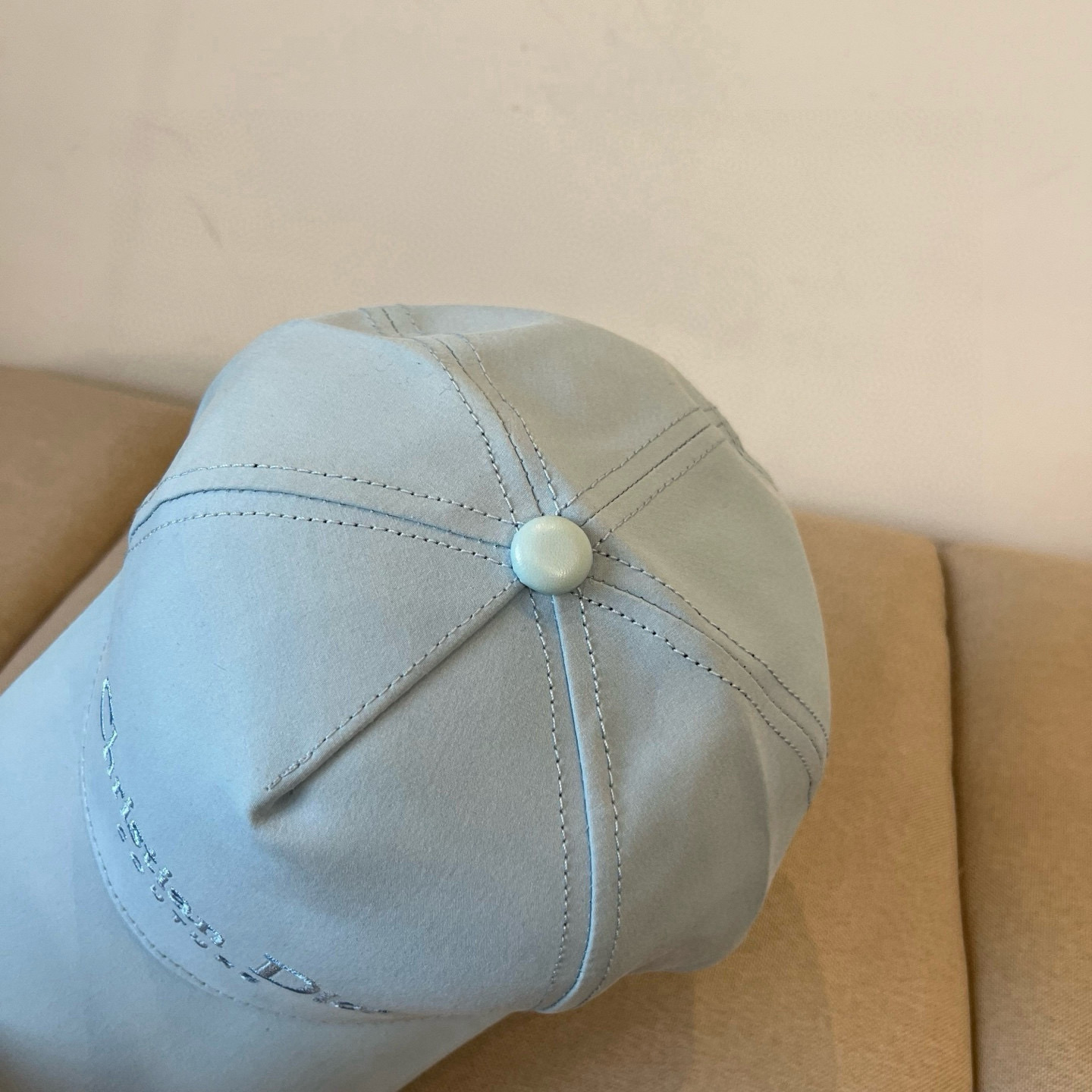 【DIOR迪奥】新款走量简约棒球帽🧢，新款出货，大牌款超好搭配，赶紧入手！