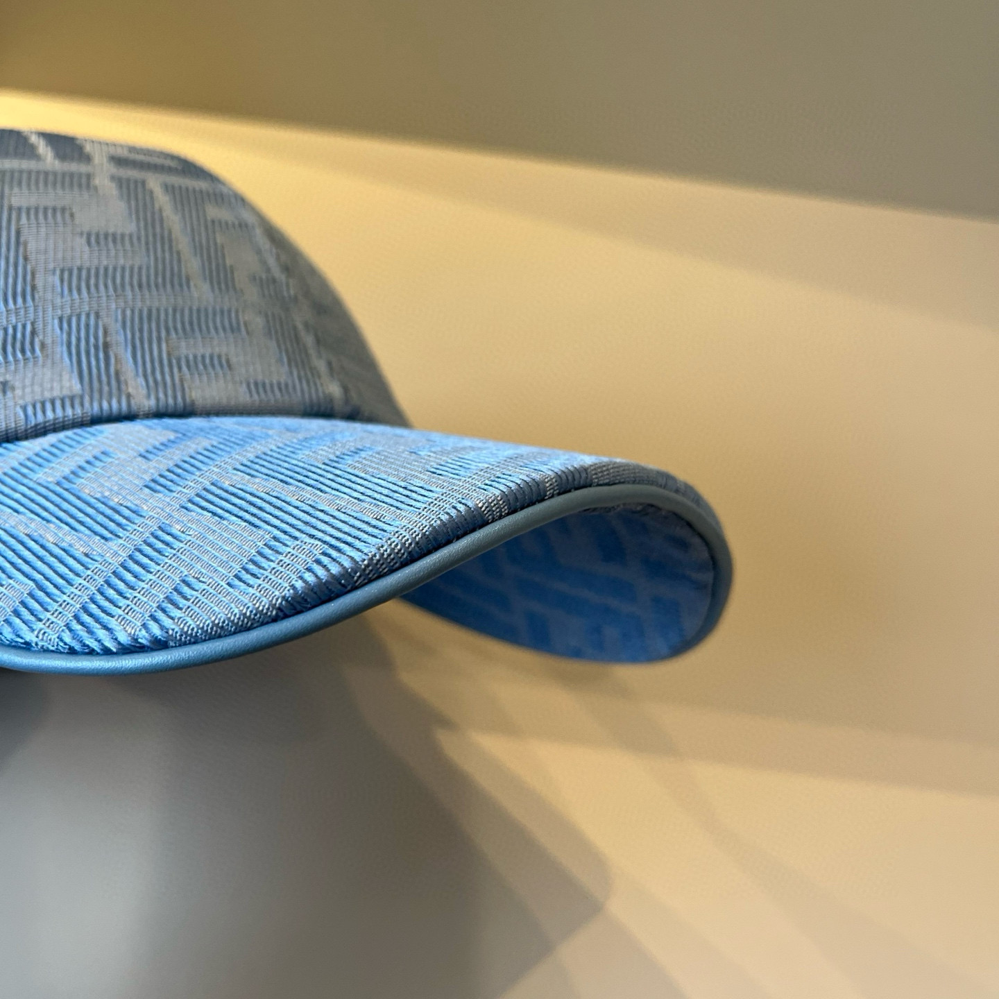  FENDI芬迪 老花系列棒球帽🧢 经典FF中古单品，气质穿搭单品，质量杠杠👍