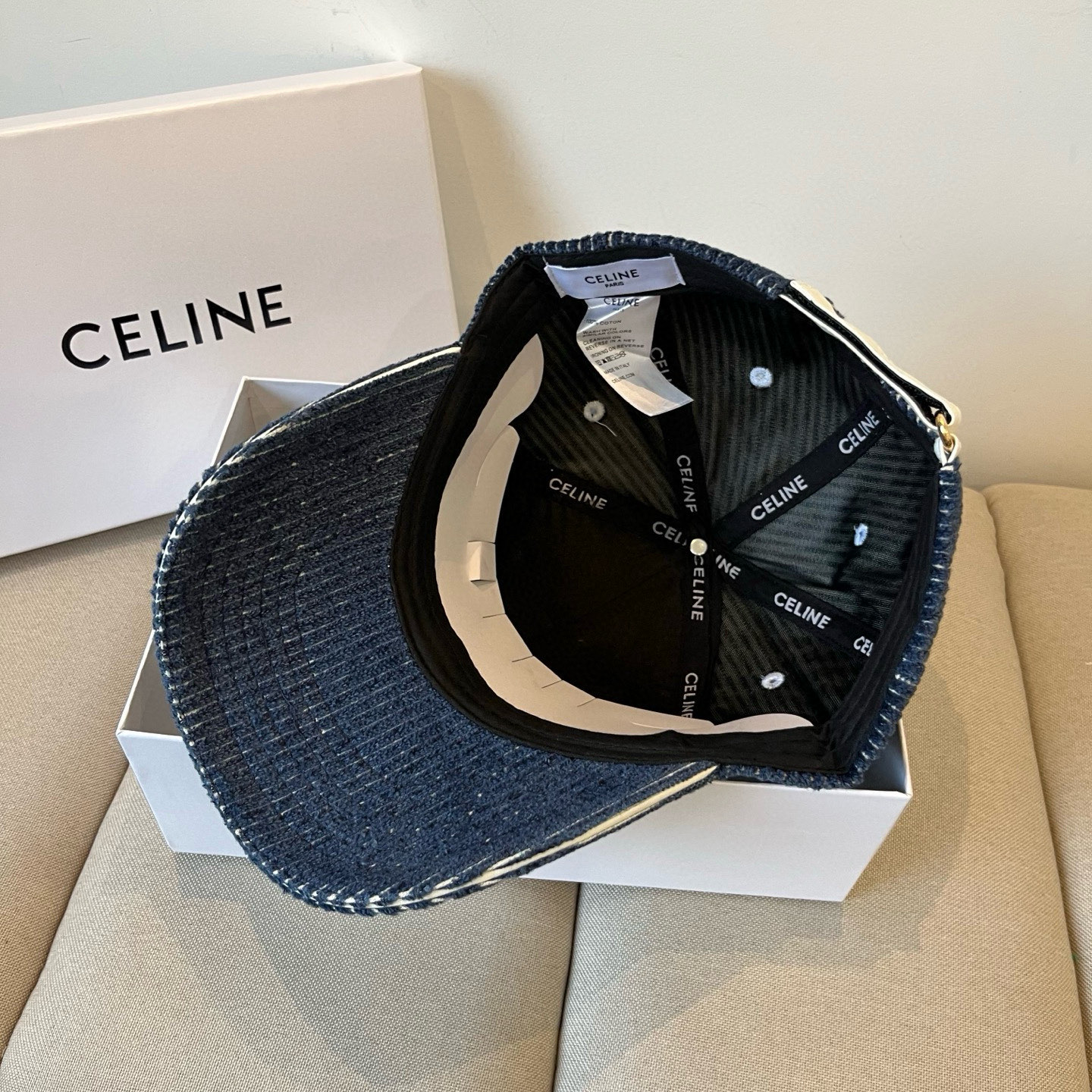 【CELINE赛琳】新款经典休闲潮流款 棒球帽🧢日韩风格，随便搭配都超好看！出门旅游，绝对要入手的一款