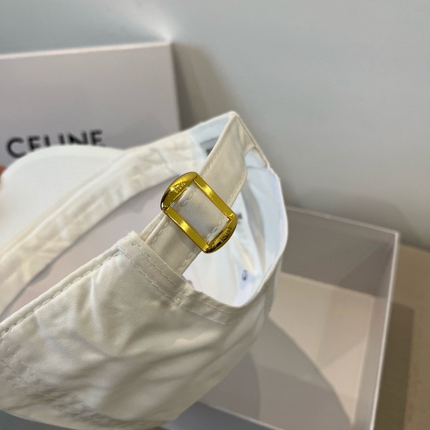 【CELINE赛琳】新款经典休闲潮流款 棒球帽🧢日韩风格，随便搭配都超好看！出门旅游，绝对要入手的一款