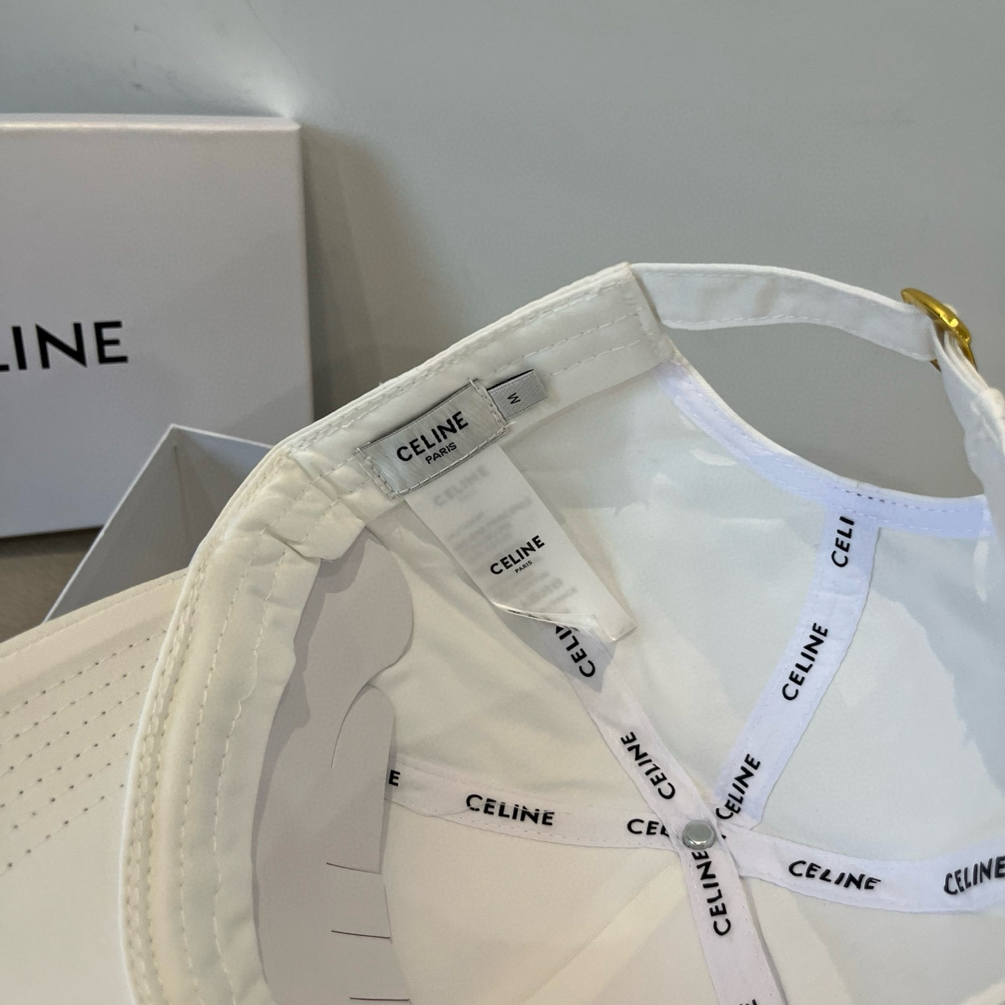 【CELINE赛琳】新款经典休闲潮流款 棒球帽🧢日韩风格，随便搭配都超好看！出门旅游，绝对要入手的一款