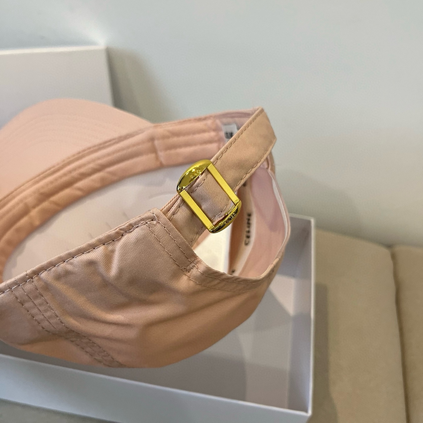 【CELINE赛琳】新款经典休闲潮流款 棒球帽🧢日韩风格，随便搭配都超好看！出门旅游，绝对要入手的一款