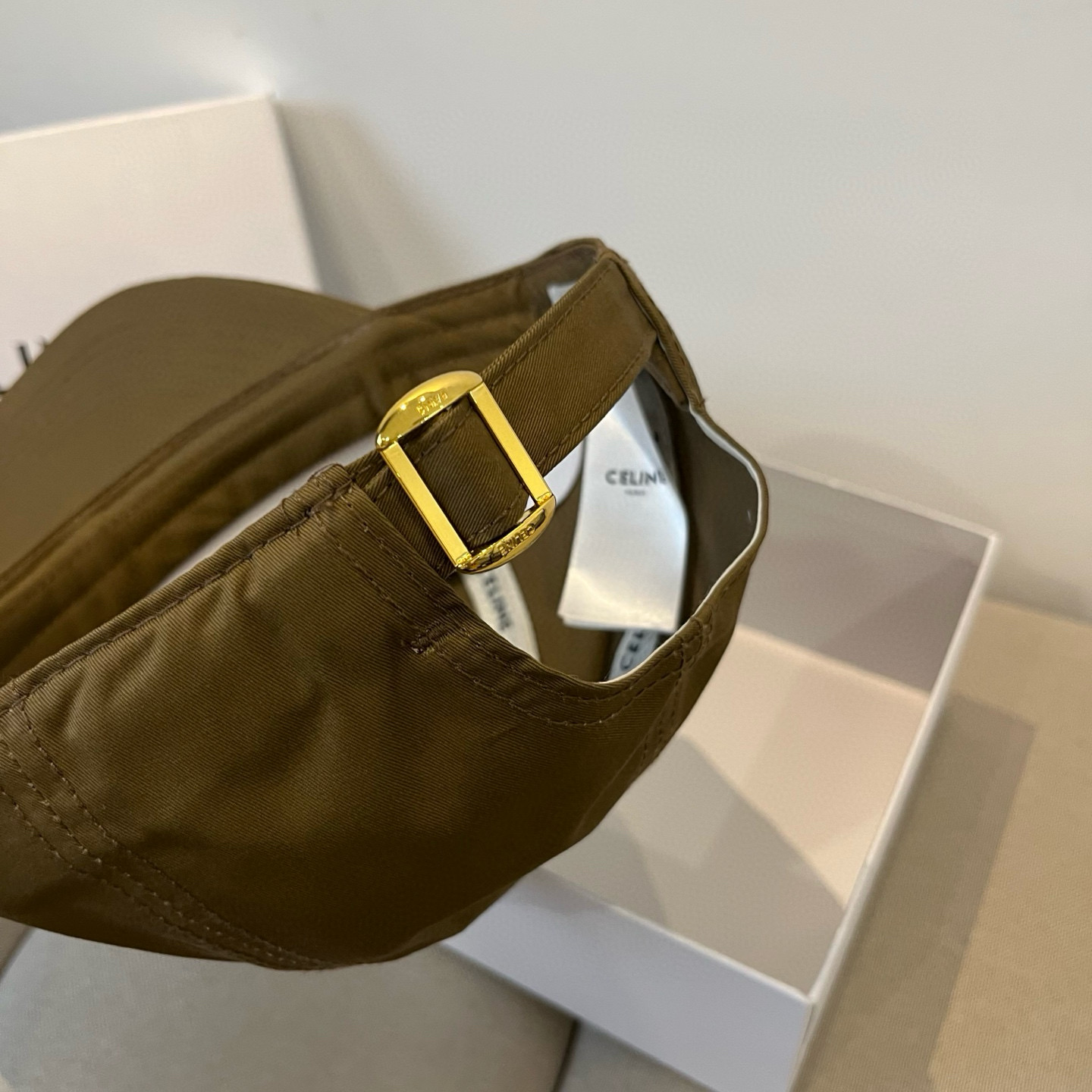 【CELINE赛琳】新款经典休闲潮流款 棒球帽🧢日韩风格，随便搭配都超好看！出门旅游，绝对要入手的一款