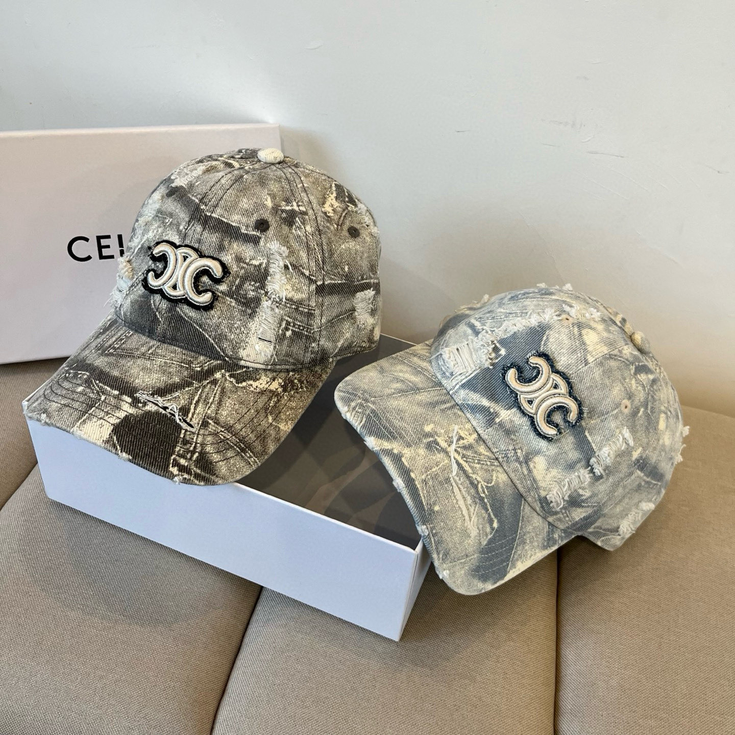 【CELINE赛琳】新款经典休闲潮流款 棒球帽🧢日韩风格，随便搭配都超好看！出门旅游，绝对要入手的一款