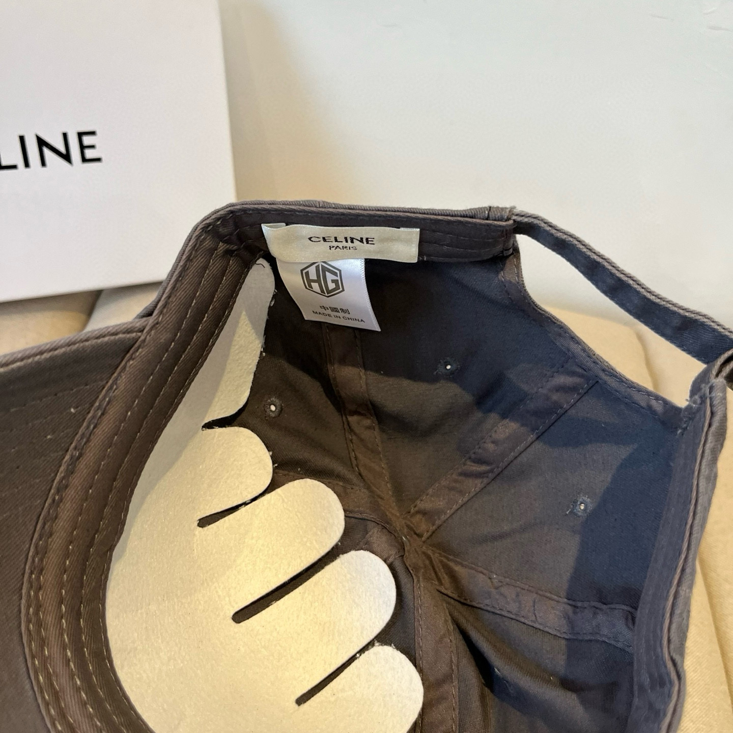 【CELINE赛琳】新款经典休闲潮流款 棒球帽🧢日韩风格，随便搭配都超好看！出门旅游，绝对要入手的一款