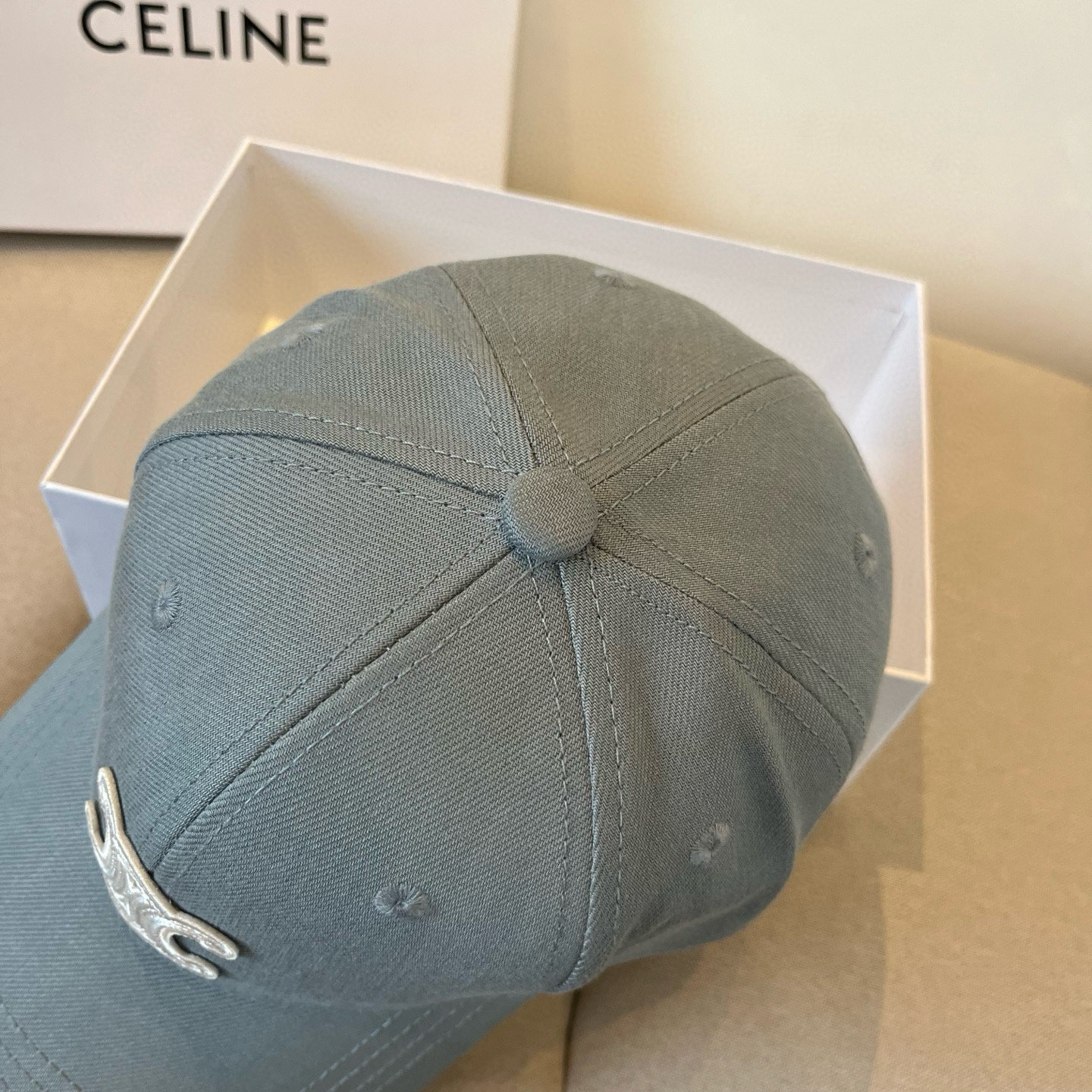 【CELINE赛琳】新款经典休闲潮流款 棒球帽🧢日韩风格，随便搭配都超好看！出门旅游，绝对要入手的一款