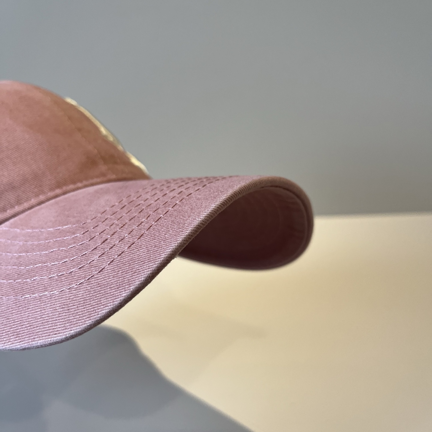 🧢路易威登棒球帽 LouisVuitton😍新款LV棒球帽，重工打造♥️高端大气，百搭款🤗男女通用！跑量