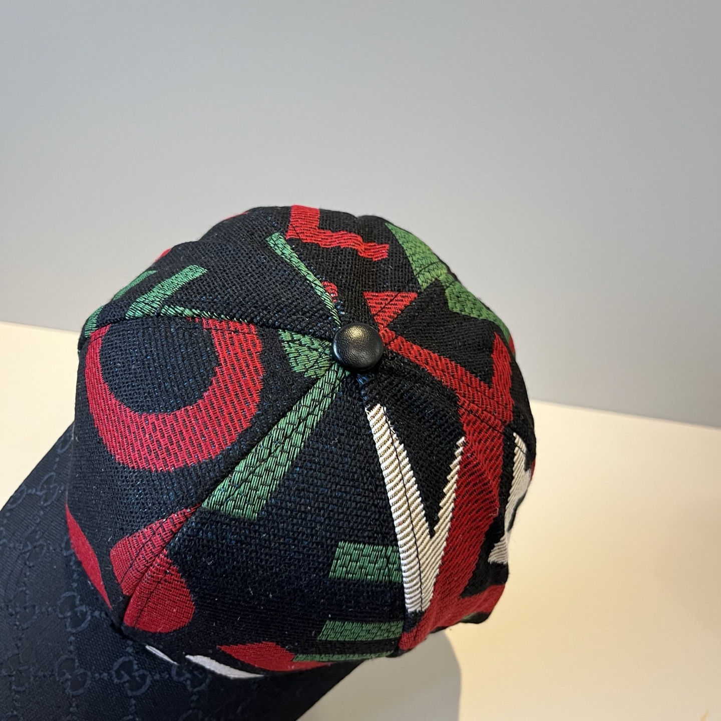  古奇棒球帽♥️GUCCI🧢官网新品，棒球帽，原单品质火爆来袭 。🎩 工艺非常精美 高档大气上档次！低调