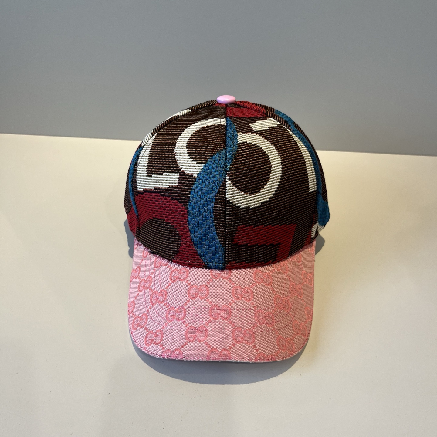 NO:347068,The new product of Guchi baseball cap GUCCI official website, baseball cap, original quality is coming, very exquisite craftsmanship, high-end, atmospheric and up-class!  Low-key luxury, easy to carry!  Run volume!  Hat Straw Hat Fisherman Hat Baseball Hat, Hats, Gucci, espadrilles, hats古奇棒球帽GUCCI官网新品,棒球帽,原单品质火爆来袭 工艺非常精美 高档大气上档次！低调奢华,方便携带！跑量！帽子草帽渔夫帽棒球帽,帽子,gucci,espadrilles,hats,hat