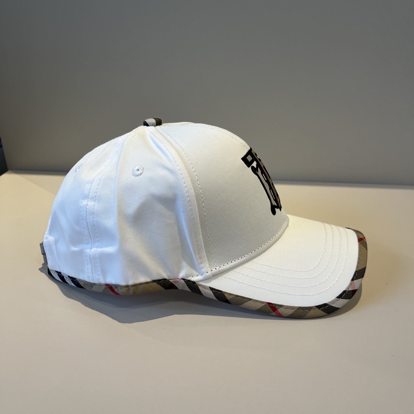  BURBERRY巴宝利早春新款棒球帽，简约尚时风，男女同款！高质品，尊享品质感！