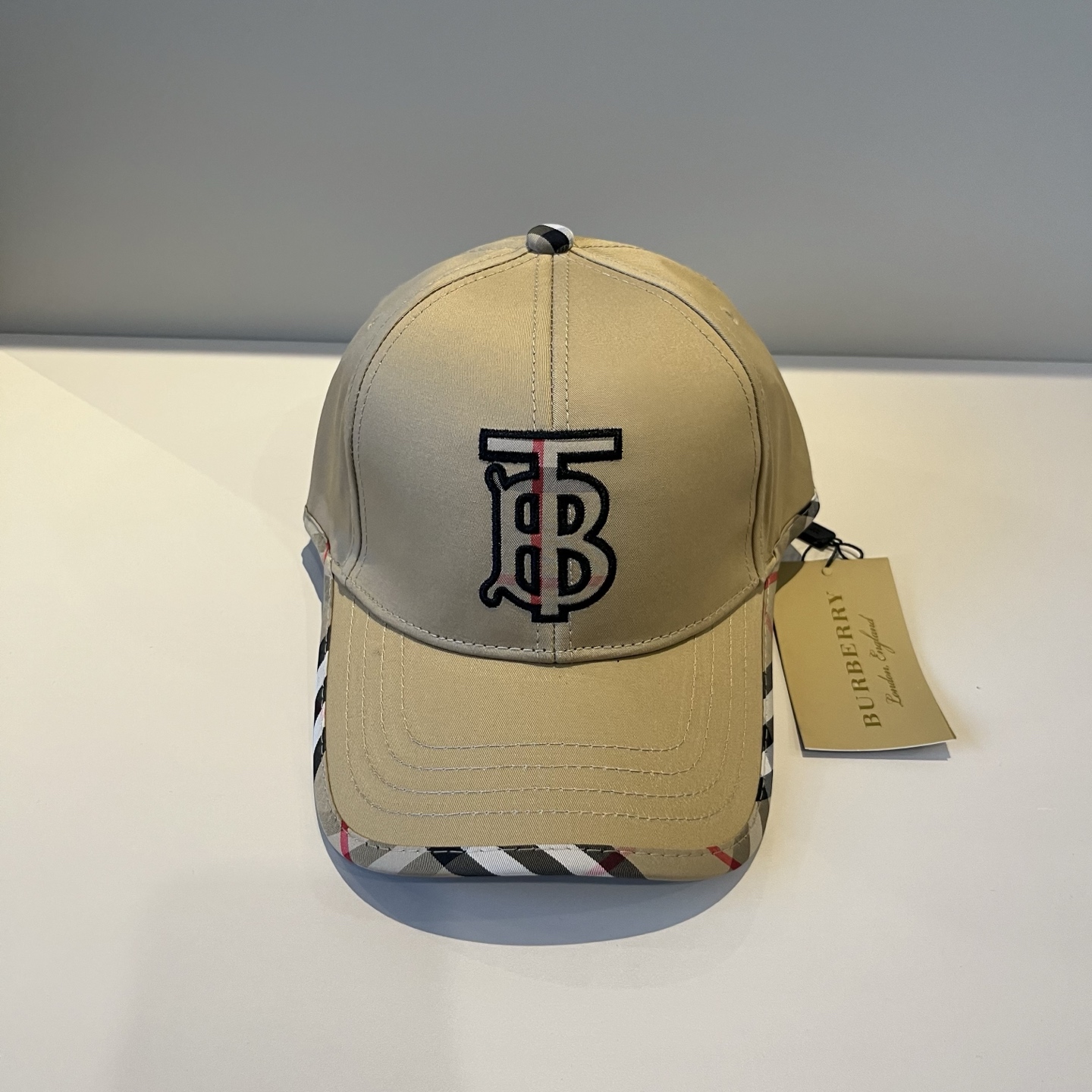  BURBERRY巴宝利早春新款棒球帽，简约尚时风，男女同款！高质品，尊享品质感！