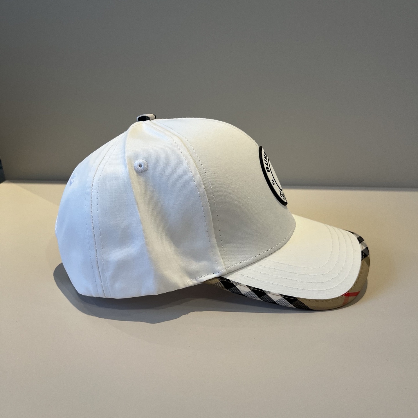  BURBERRY巴宝利早春新款棒球帽，简约尚时风，男女同款！高质品，尊享品质感！