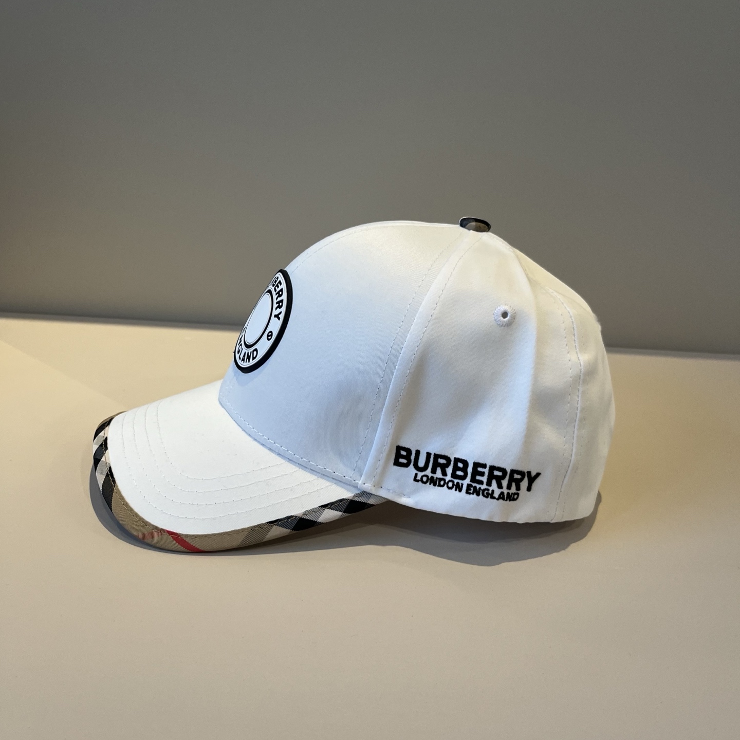  BURBERRY巴宝利早春新款棒球帽，简约尚时风，男女同款！高质品，尊享品质感！