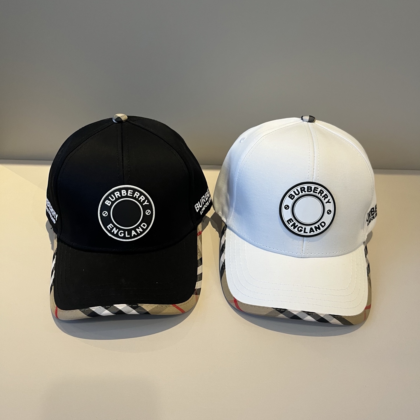  BURBERRY巴宝利早春新款棒球帽，简约尚时风，男女同款！高质品，尊享品质感！