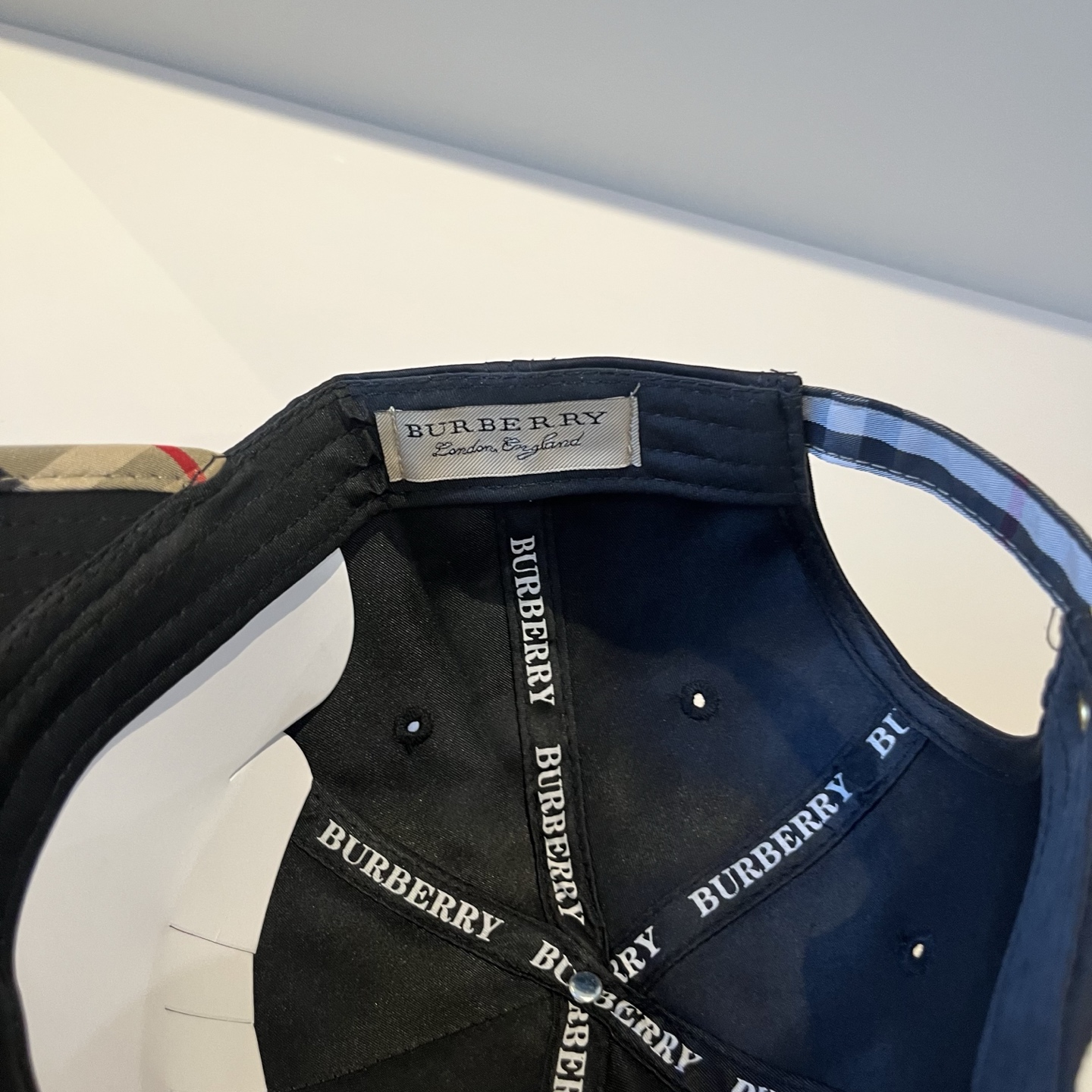  BURBERRY巴宝利早春新款棒球帽，简约尚时风，男女同款！高质品，尊享品质感！