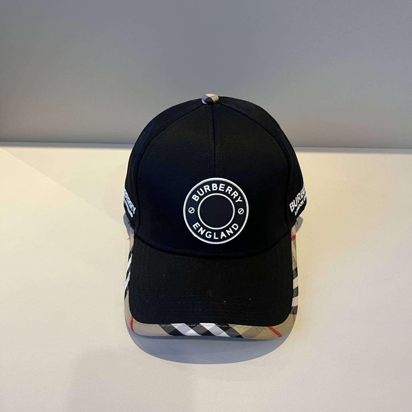  BURBERRY巴宝利早春新款棒球帽，简约尚时风，男女同款！高质品，尊享品质感！