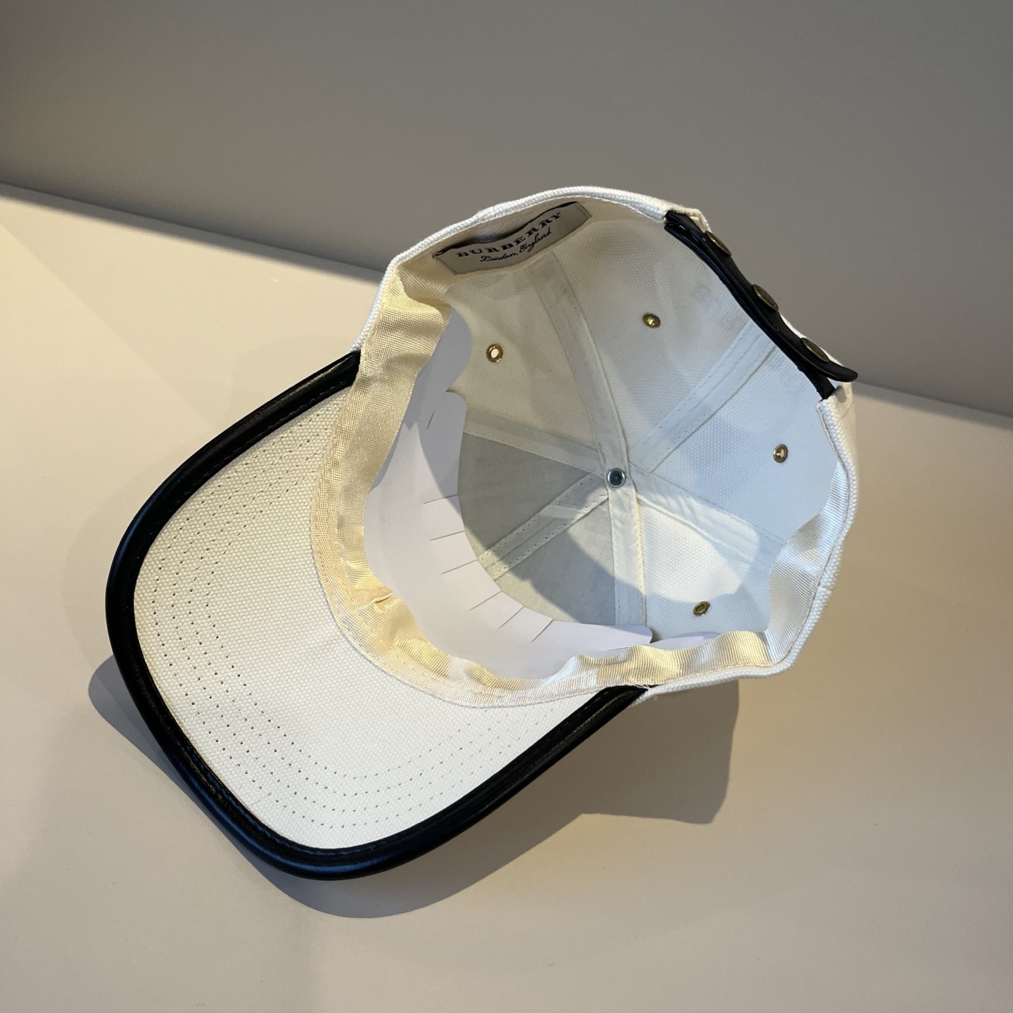  BURBERRY巴宝利早春新款棒球帽，简约尚时风，男女同款！高质品，尊享品质感！