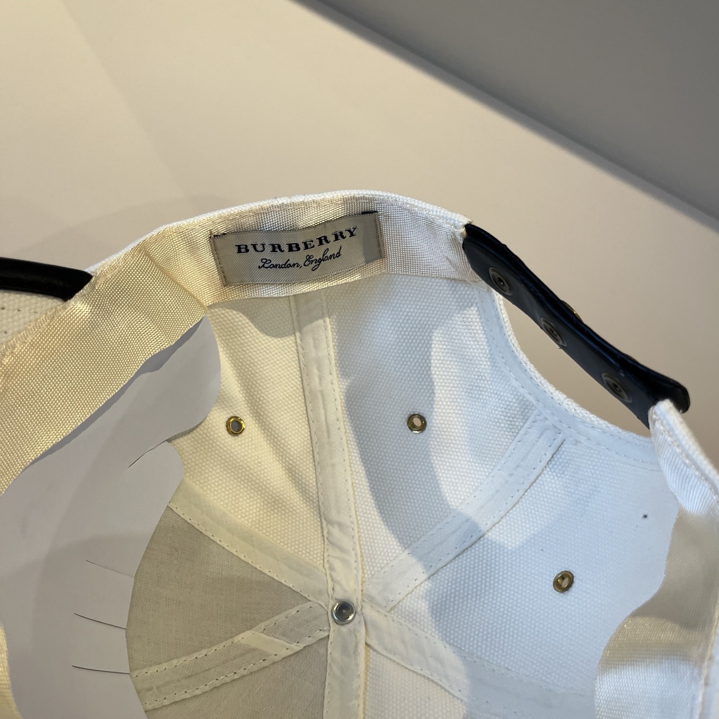  BURBERRY巴宝利早春新款棒球帽，简约尚时风，男女同款！高质品，尊享品质感！