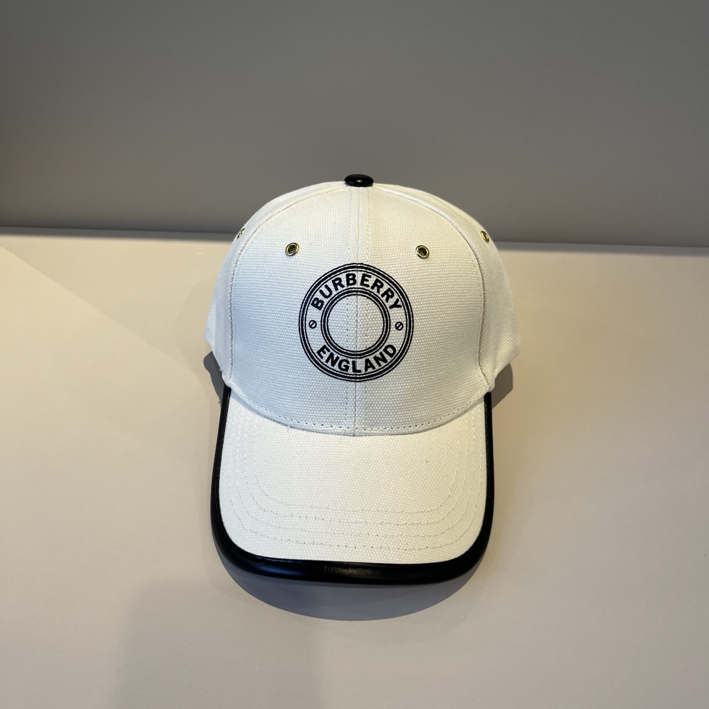  BURBERRY巴宝利早春新款棒球帽，简约尚时风，男女同款！高质品，尊享品质感！