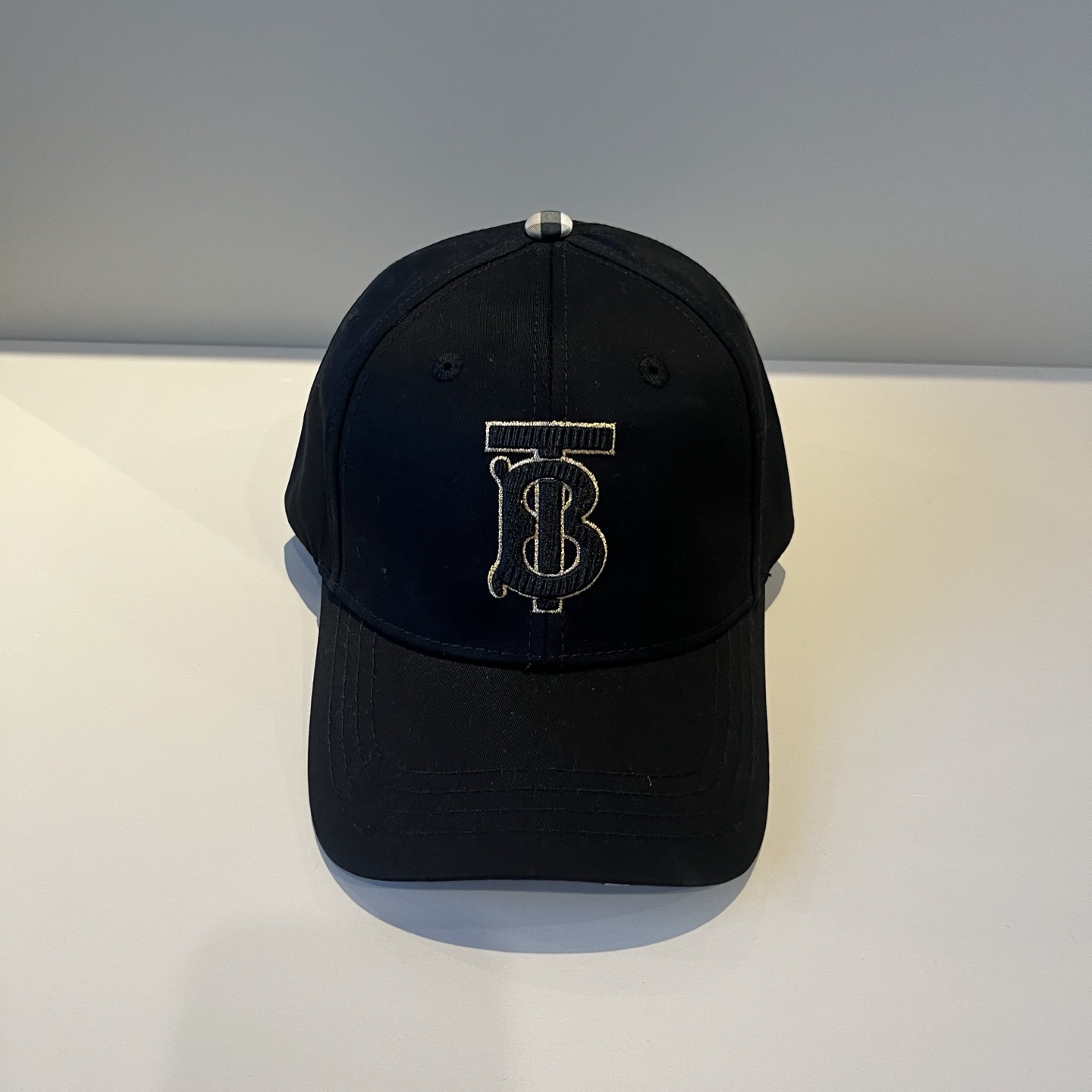  BURBERRY巴宝利早春新款棒球帽，简约尚时风，男女同款！高质品，尊享品质感！