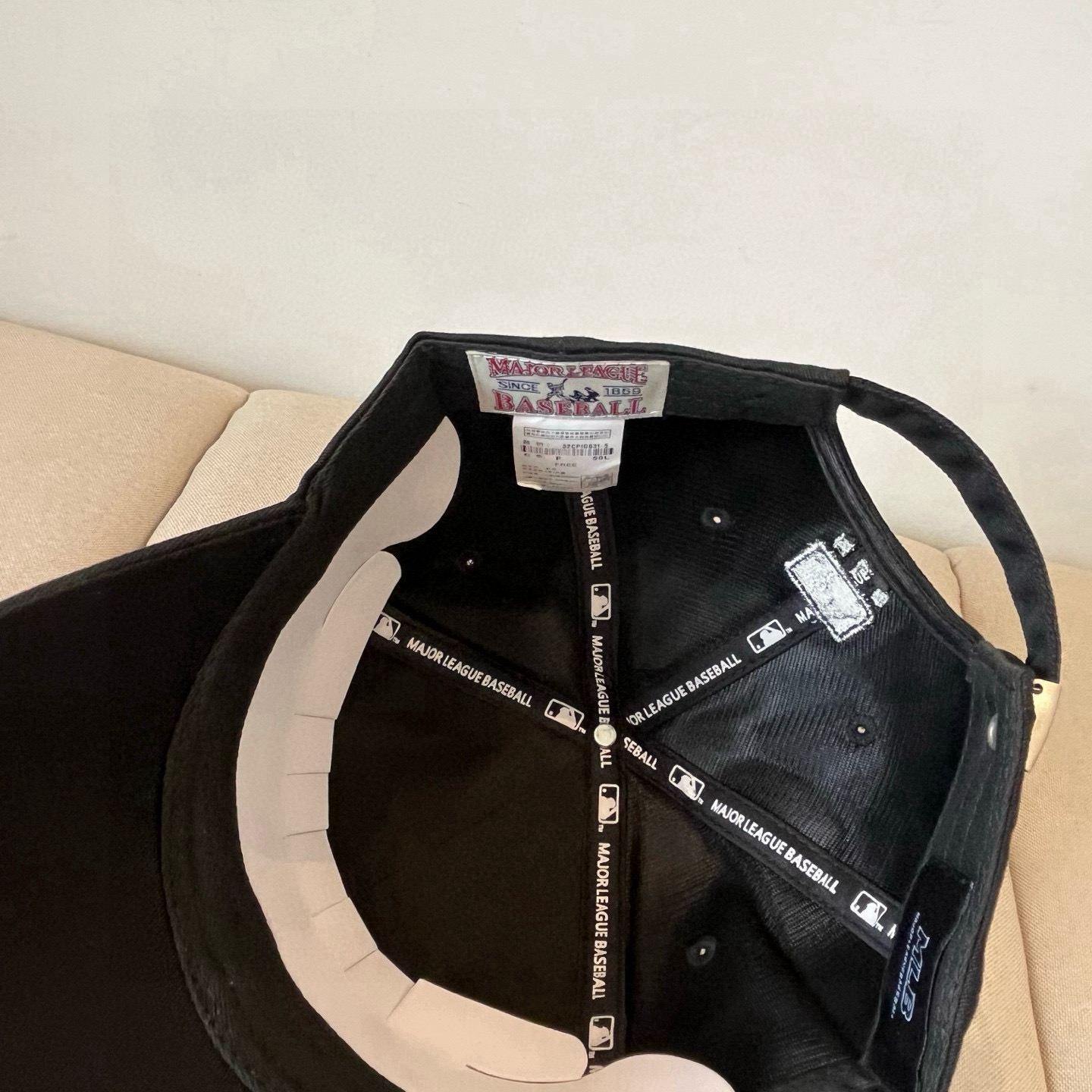  新品ꫛꫀꪝ ❥——❤专柜品质，细节就是完美
MLB拼接新款 官网步上新Ny🧢，代购版本 质量看细节好！