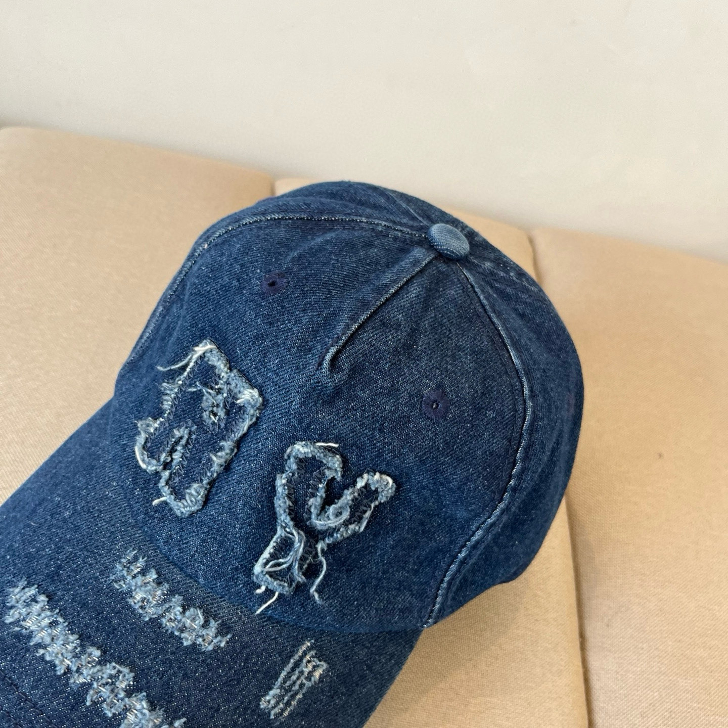  新品ꫛꫀꪝ ❥——❤专柜品质，细节就是完美
MLB拼接新款 官网步上新Ny🧢，代购版本 质量看细节好！